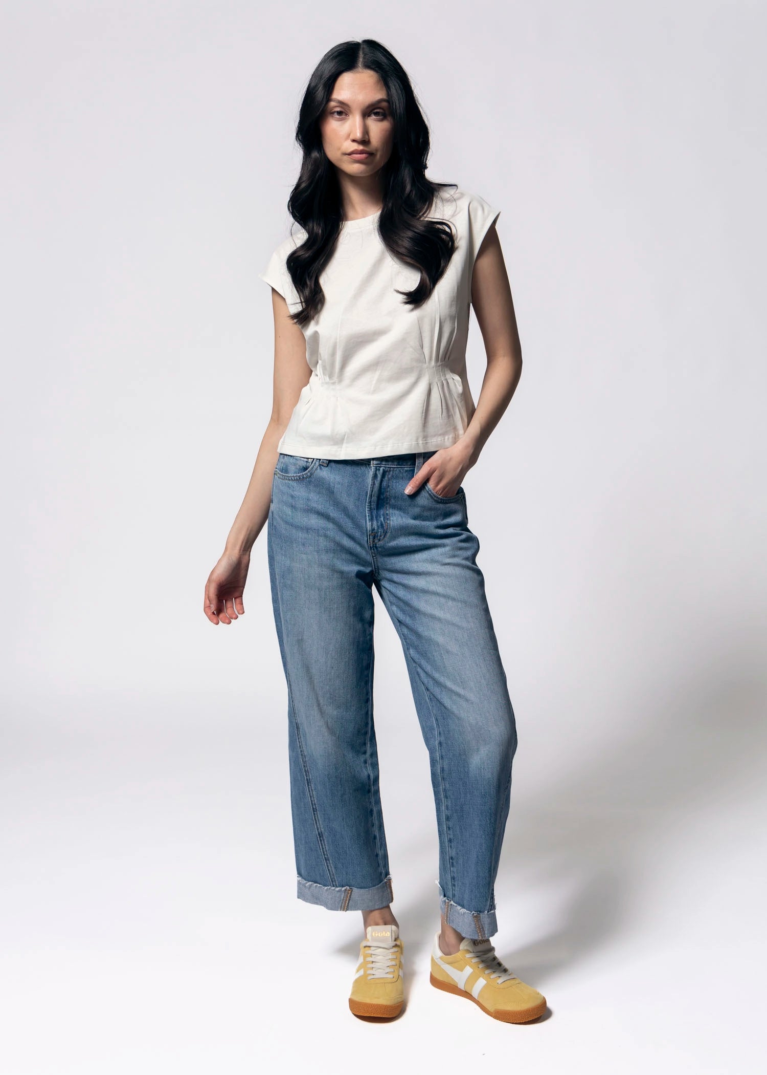 swatch_White gathered t-shirt