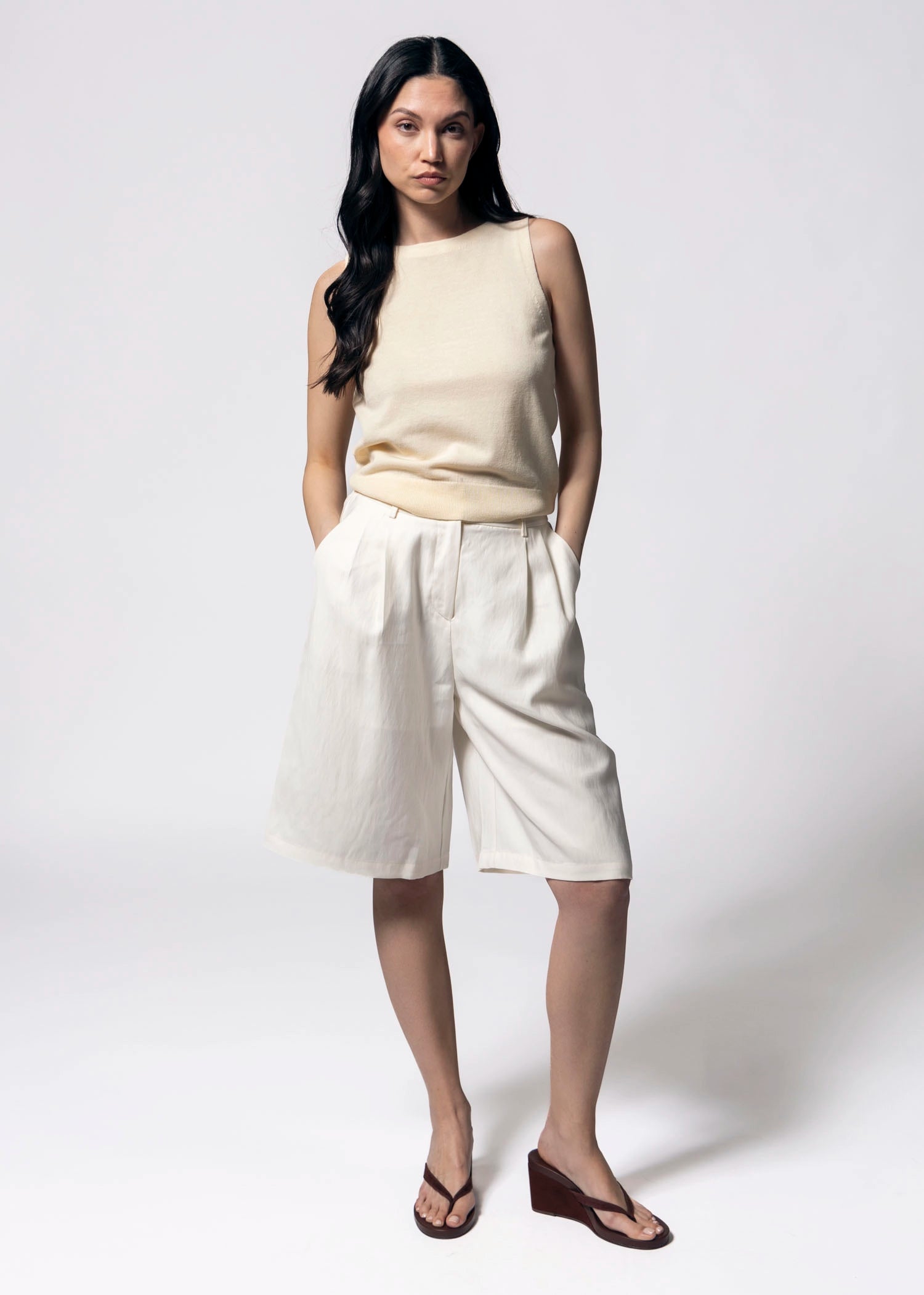 swatch_Butter boatneck sweater tank