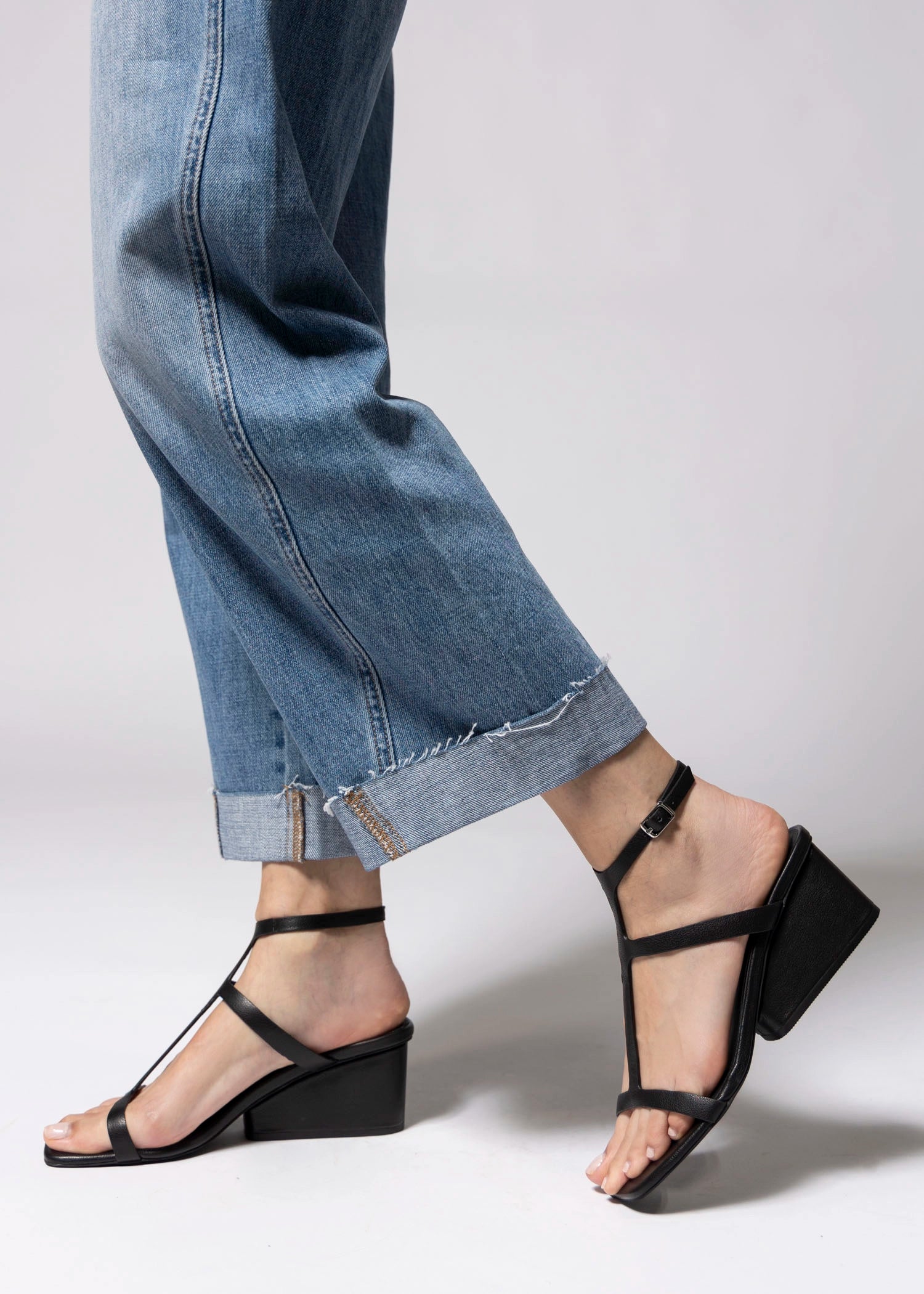 swatch_Black Leather intentionally blank semy wedge sandal