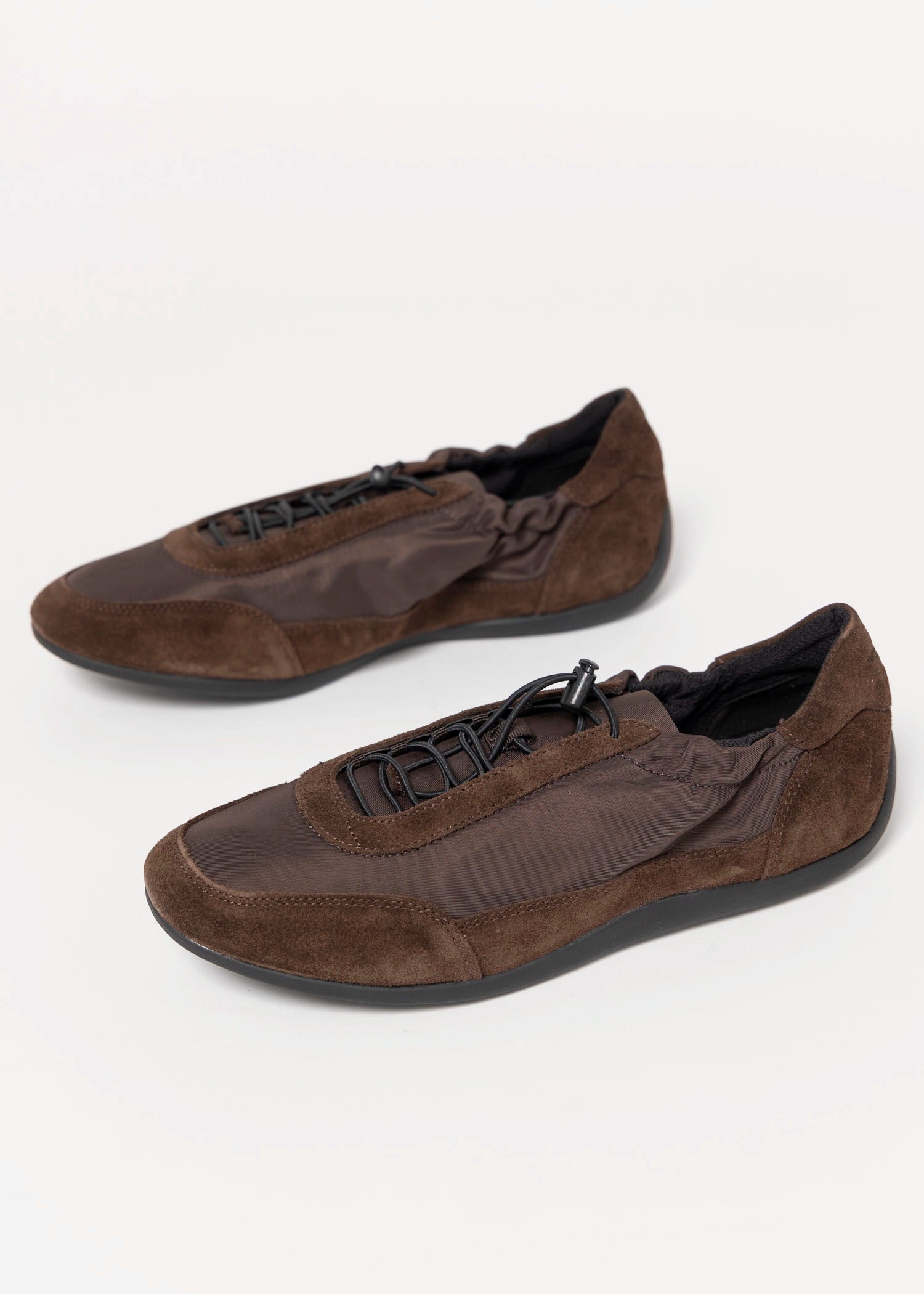 swatch_Coffee Suede vagabond hollie sneakers