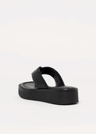 swatch_Black Leather vagabond danya platform thong sandal