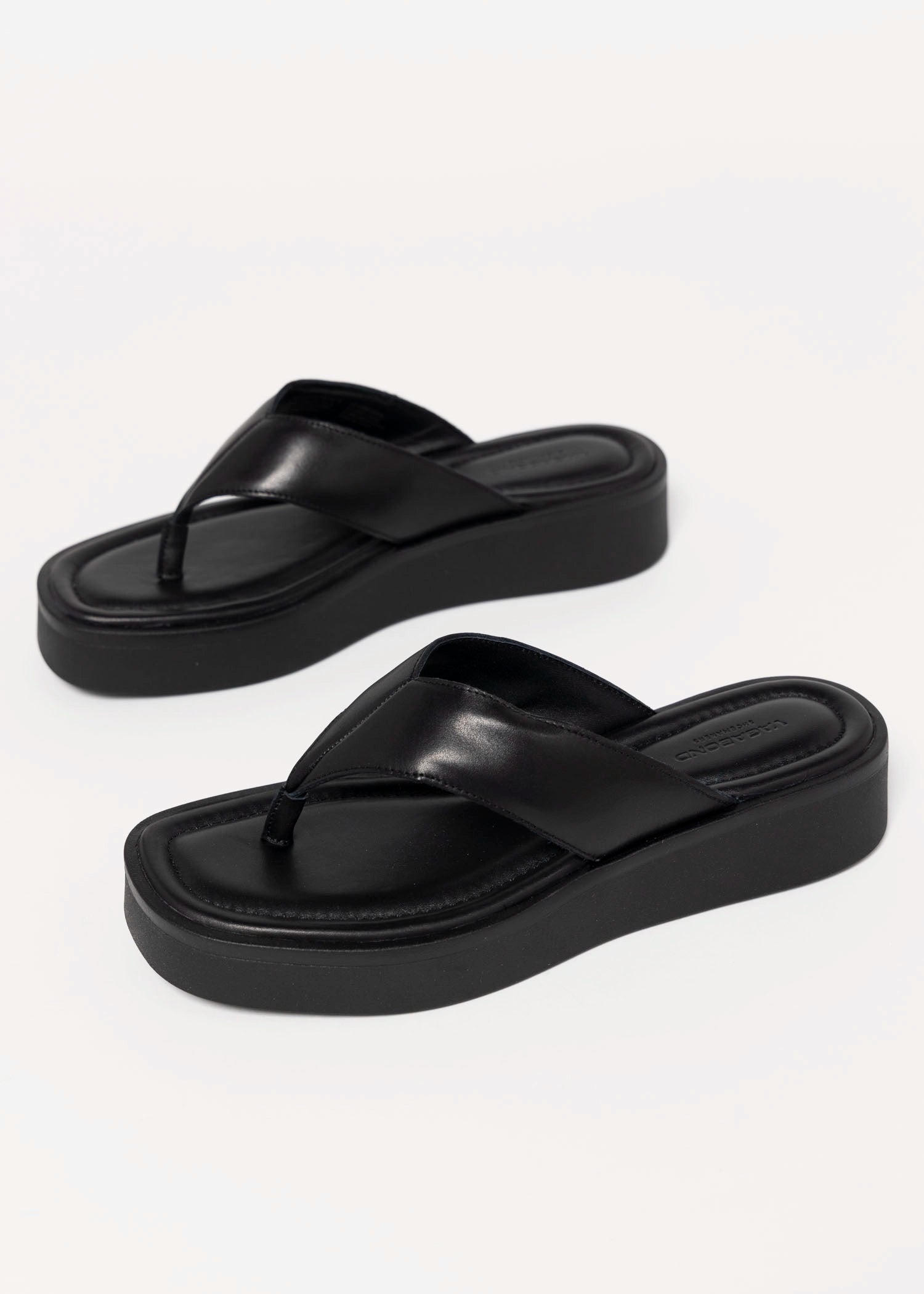 swatch_Black Leather vagabond danya platform thong sandal