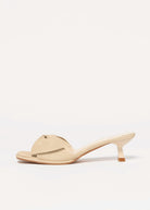 swatch_Natural coconuts pompano kitten heel sandal