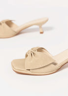 swatch_Natural coconuts pompano kitten heel sandal