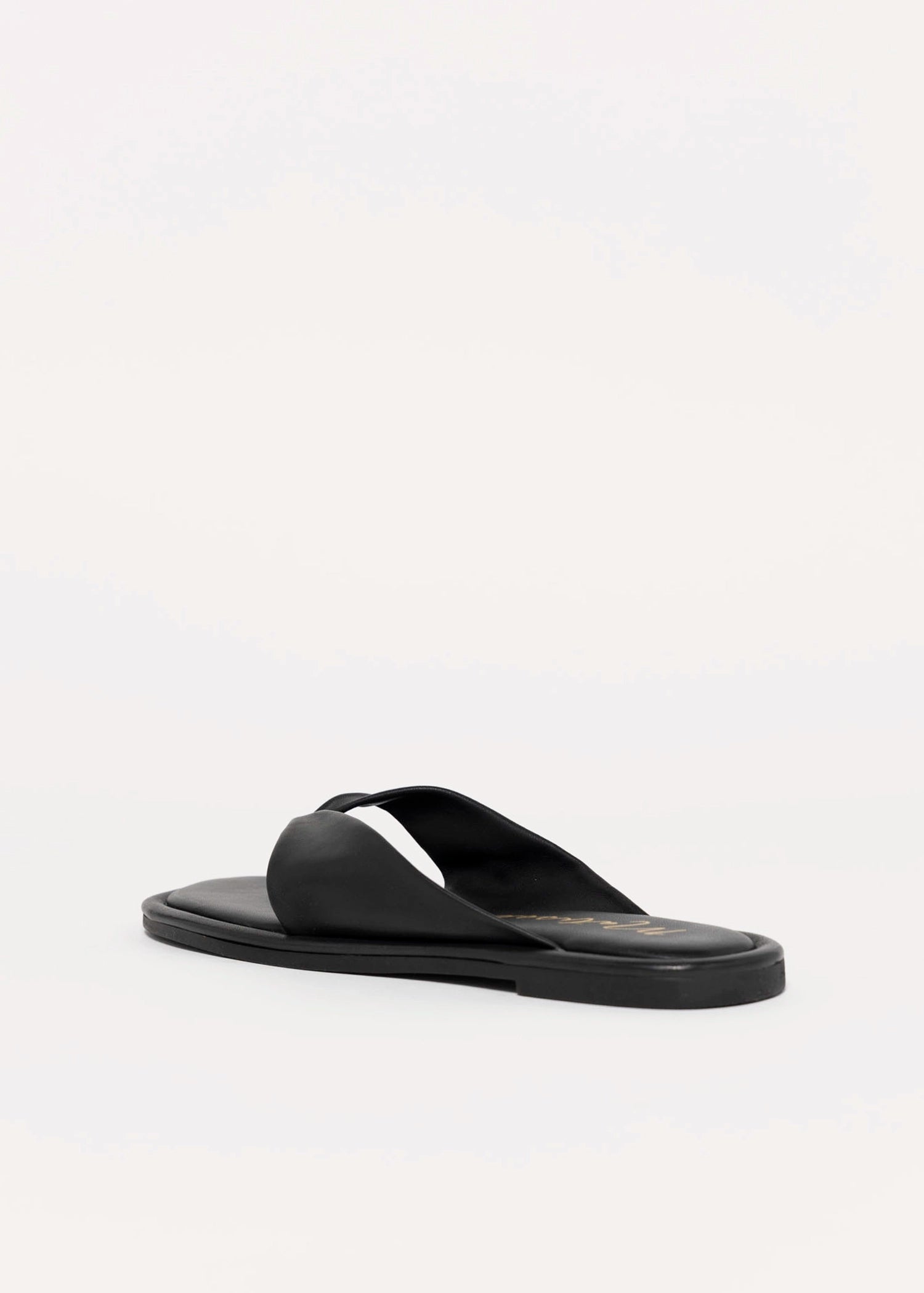 swatch_Black Leather coconuts mirage thong sandal
