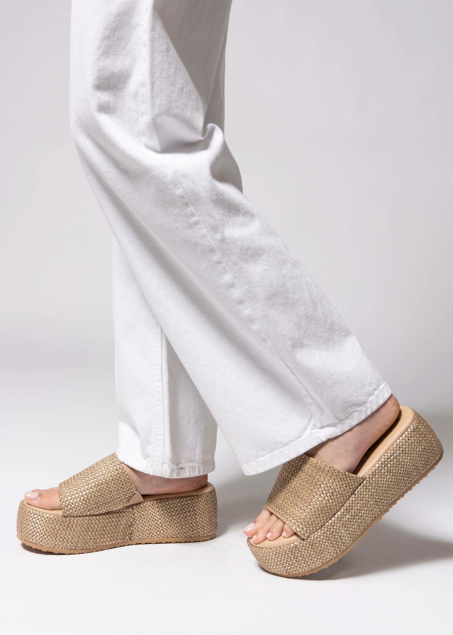 swatch_Tan Multi matisse pismo platform sandal
