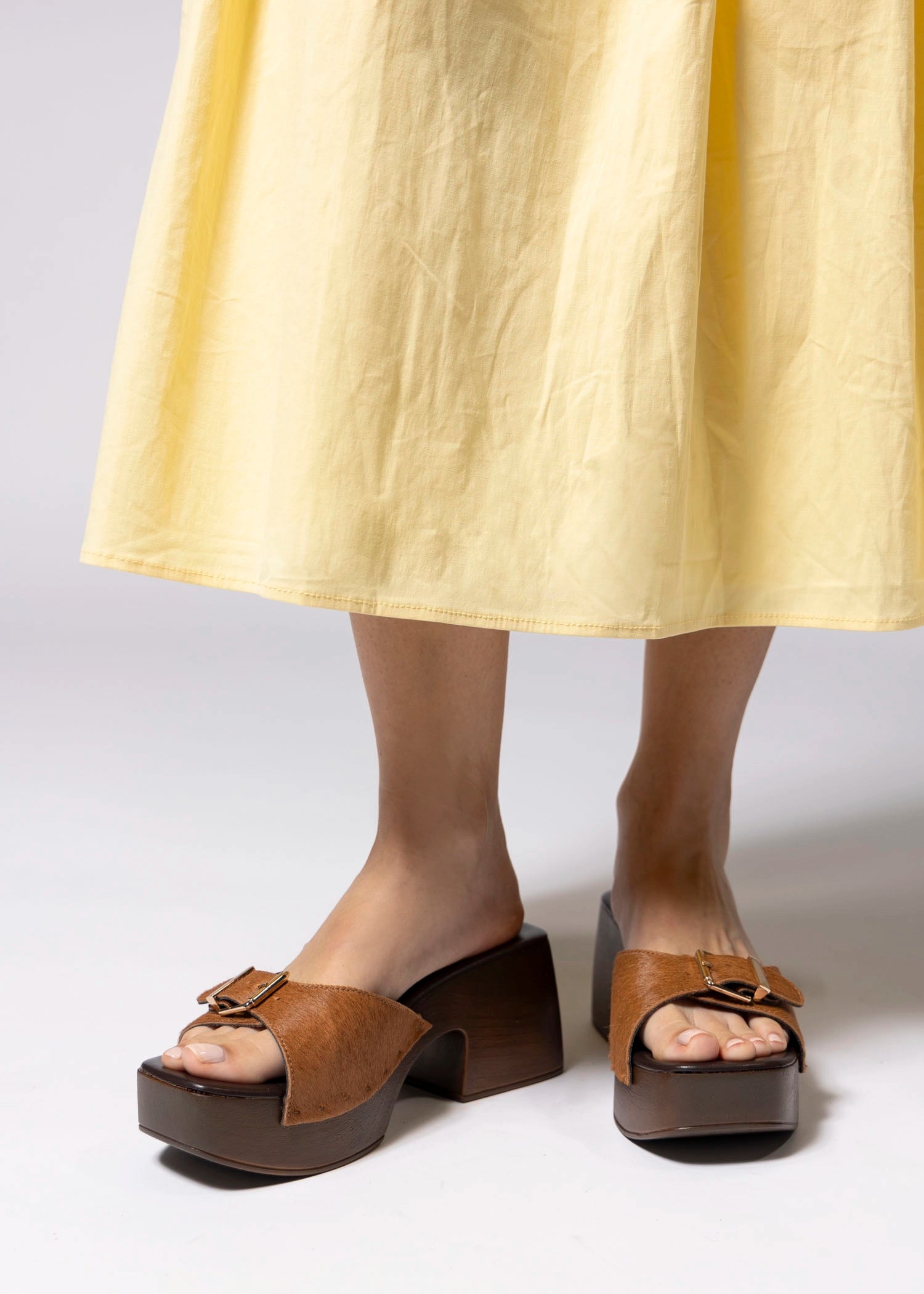 swatch_Tan Haircalf matisse miramar clog sandal