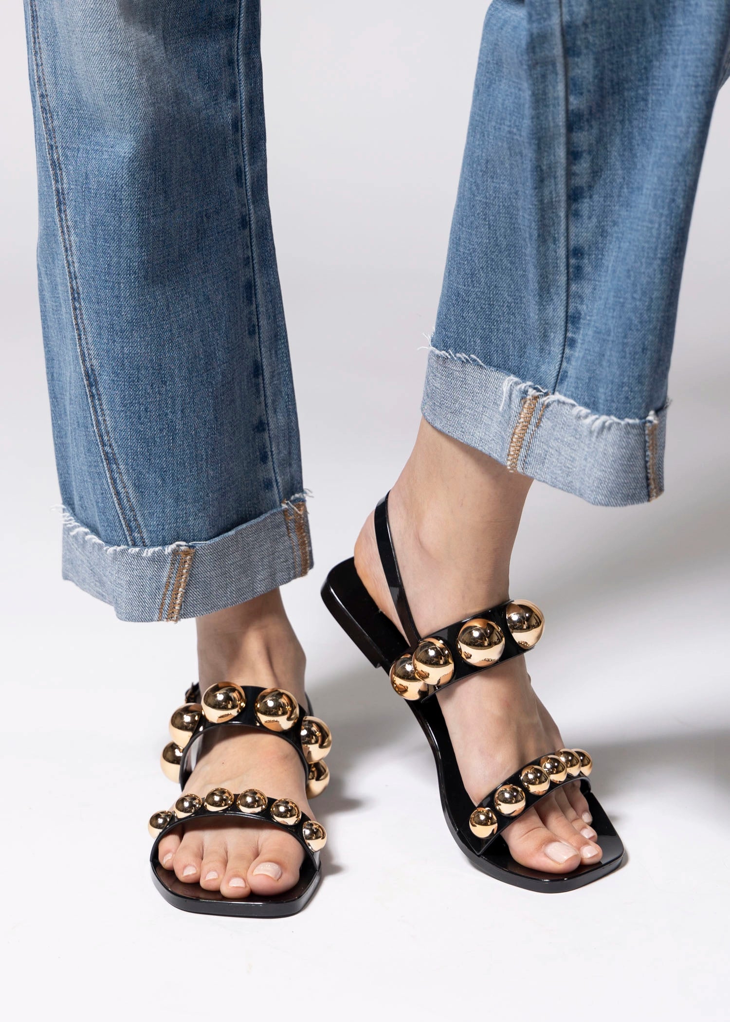 swatch_Black/Gold jeffrey campbell gumdrop jelly sandal