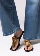 swatch_Black jeffrey campbell linques jelly thong sandal