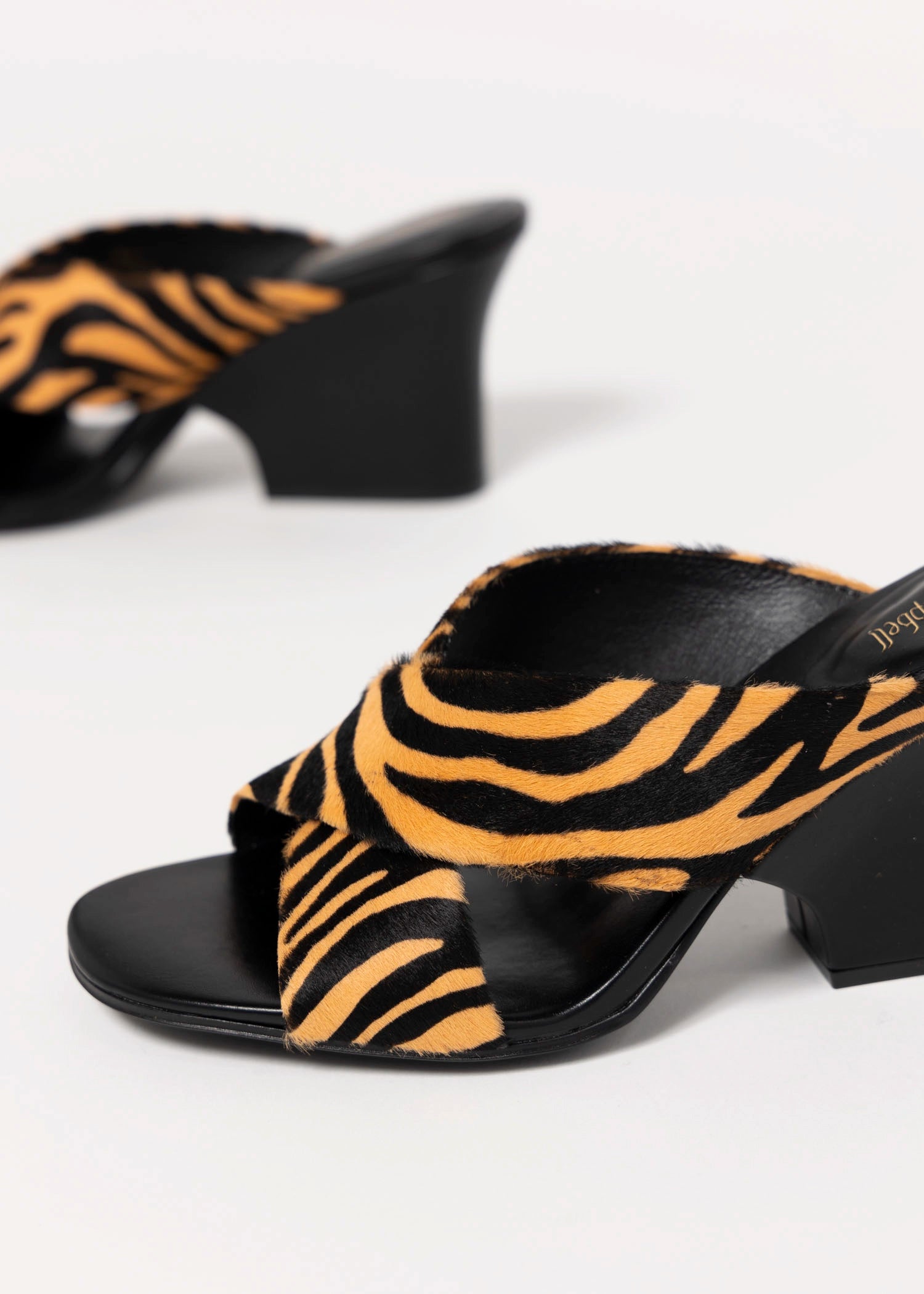 swatch_Zebra jeffrey campbell tetra heeled sandal