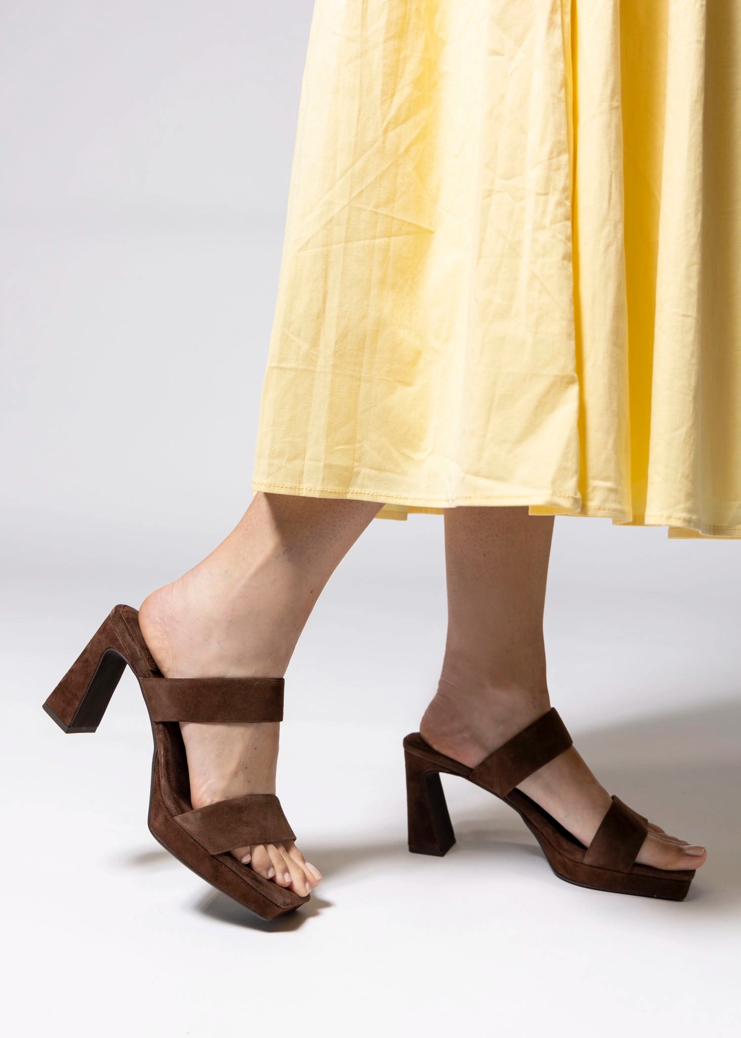 swatch_Brown Suede jeffrey campbell danity heeled sandal