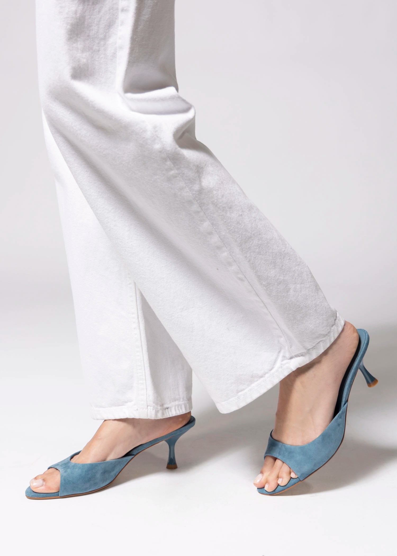 swatch_Blue Suede jeffrey campbell spy kid heeled sandal