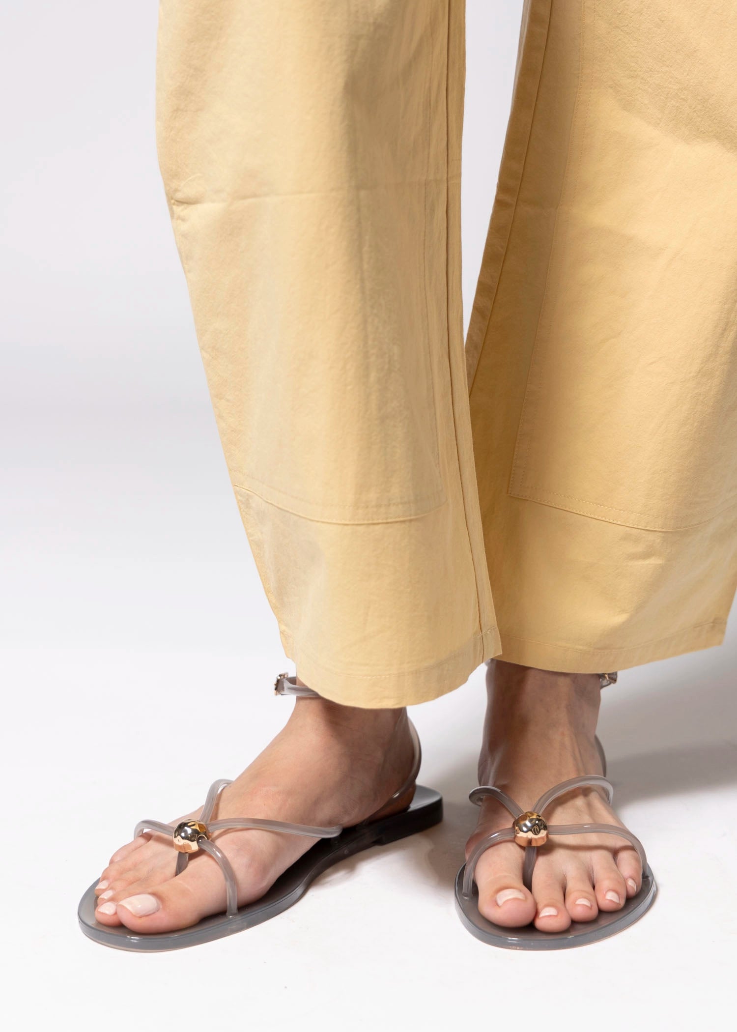 swatch_Smoke dolce vita kenley jelly sandal