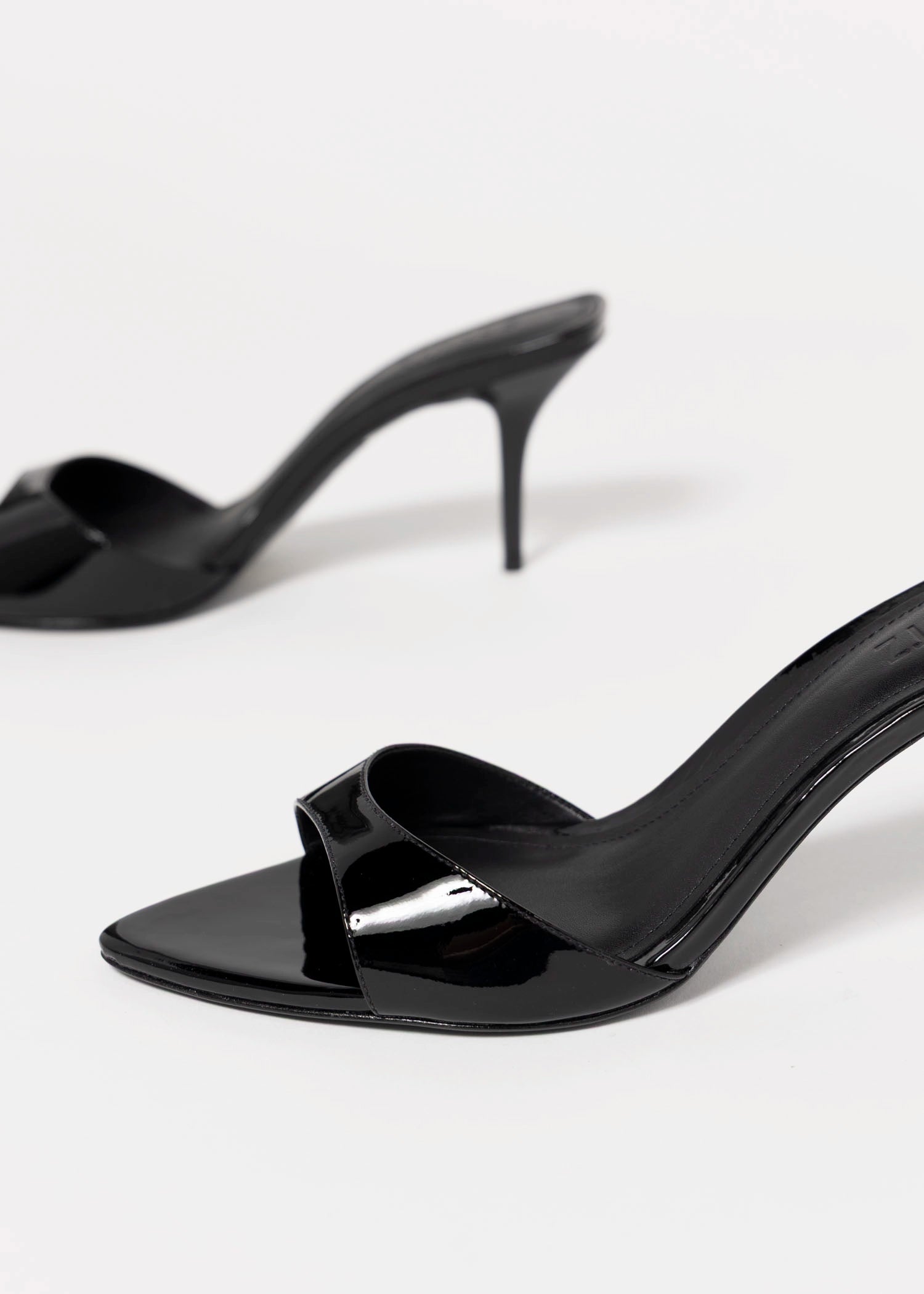 swatch_Black Patent schutz elodie heeled sandal