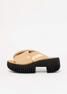 swatch_Skin Patent 4CCCCees plia anda platform sandal