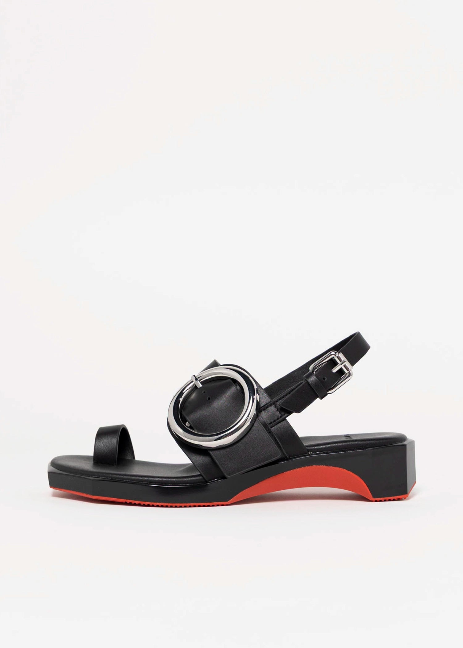 swatch_Black Leather 4CCCCees follin torus sandal