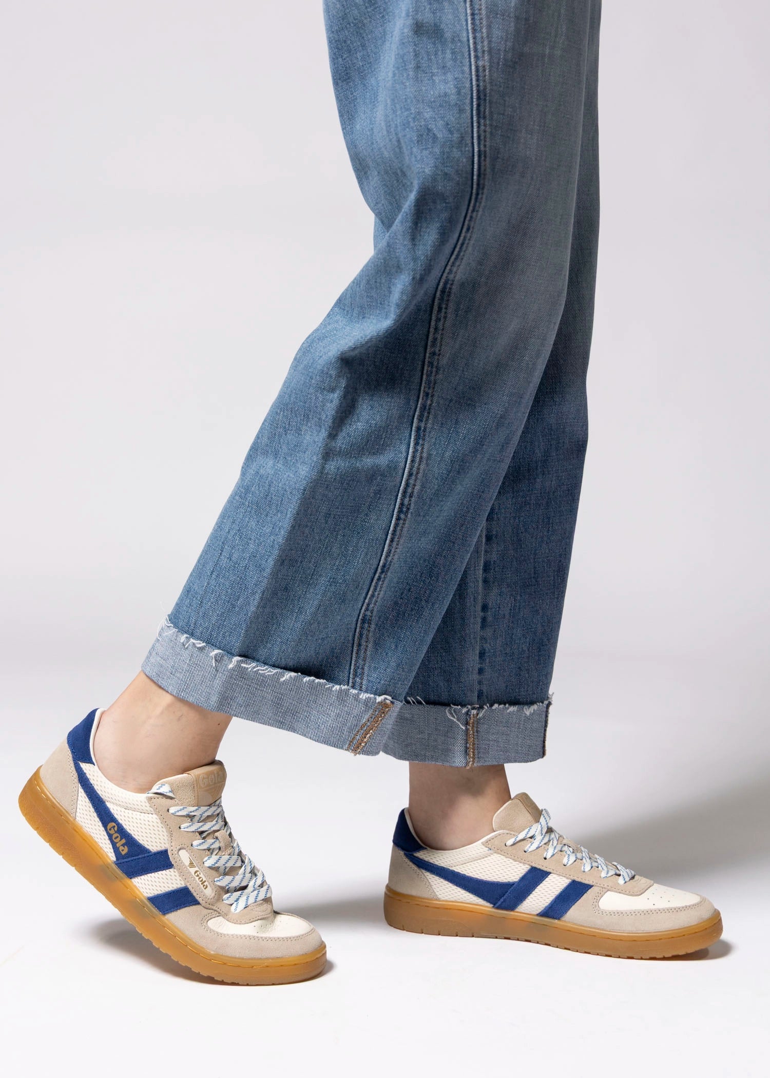 swatch_White/Bone/Blue gola hawk 83 sneaker