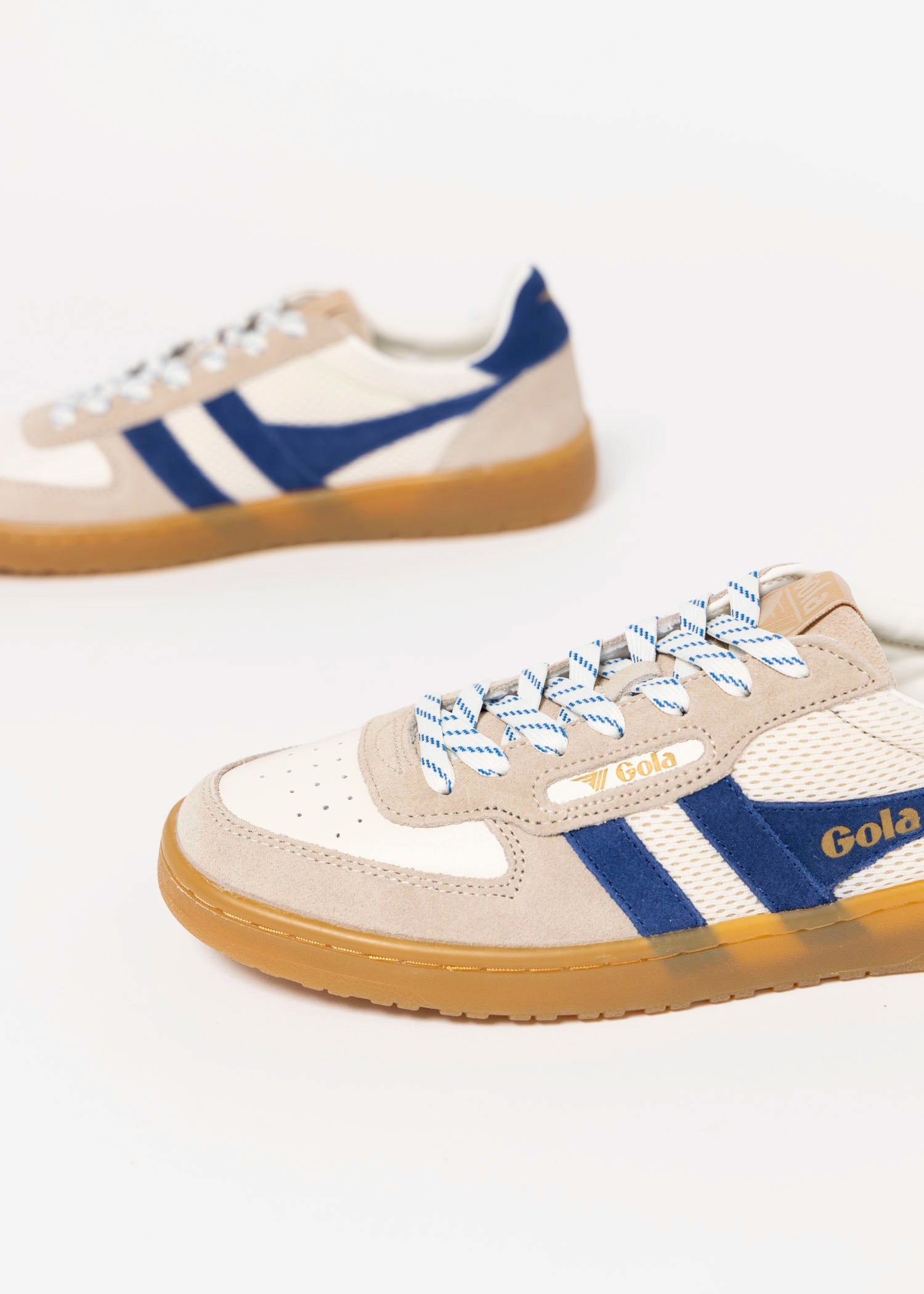 swatch_White/Bone/Blue gola hawk 83 sneaker
