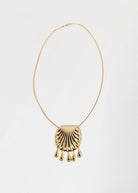 swatch_Gold shell pendant necklace