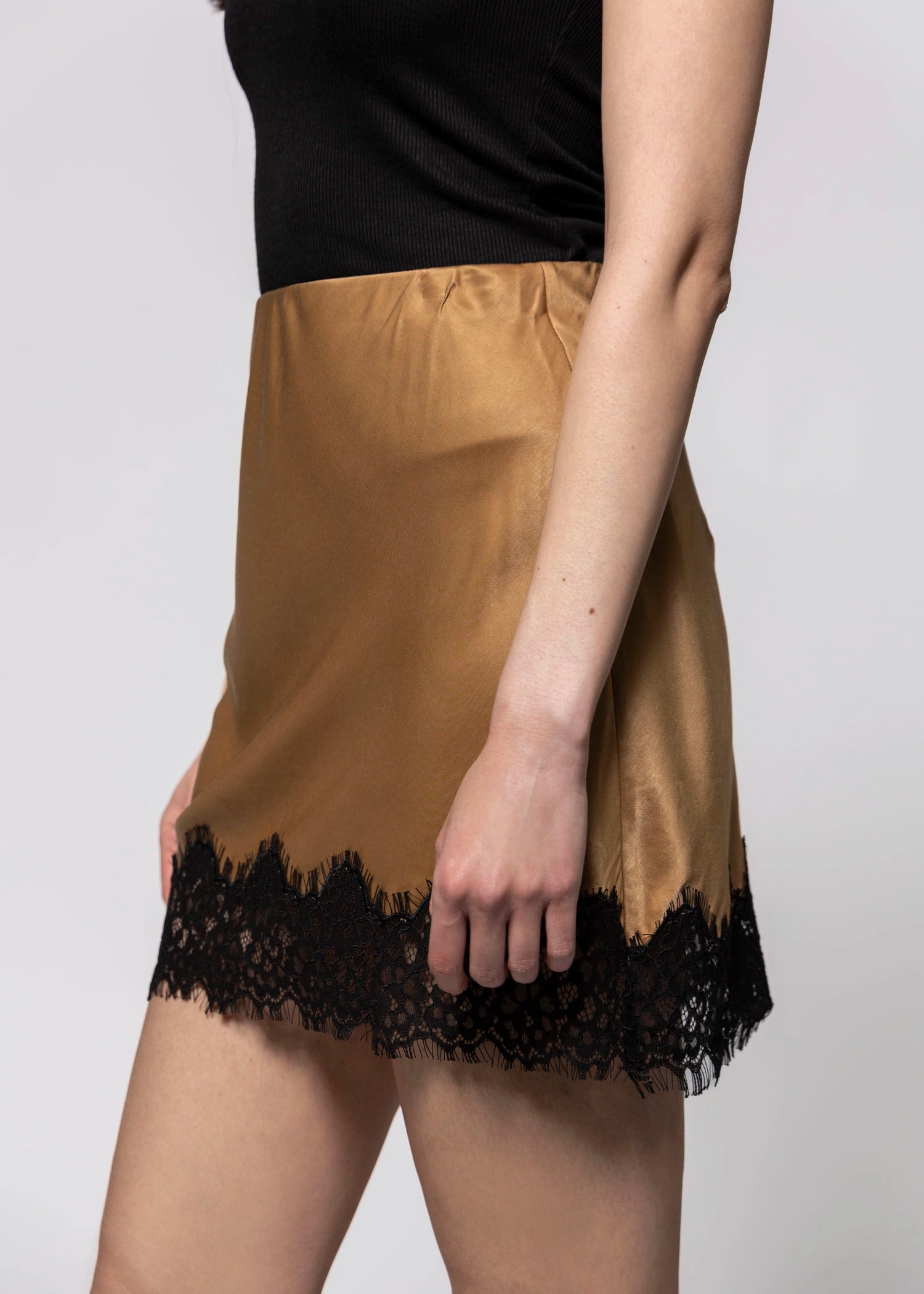swatch_Tan/Black sanctuary everyday satin lace mini skirt