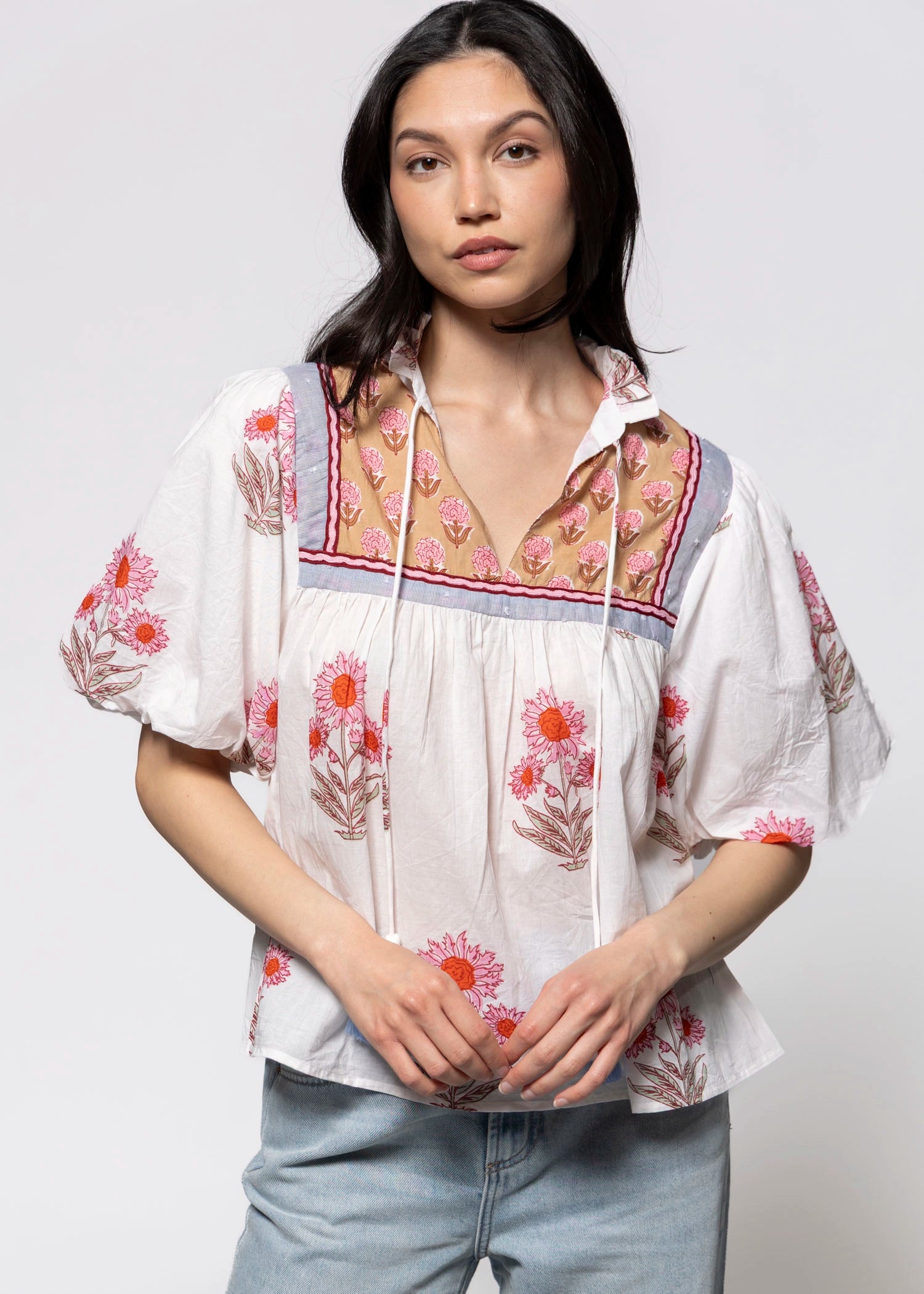 swatch_Floral Multi thml puff sleeve tassel top