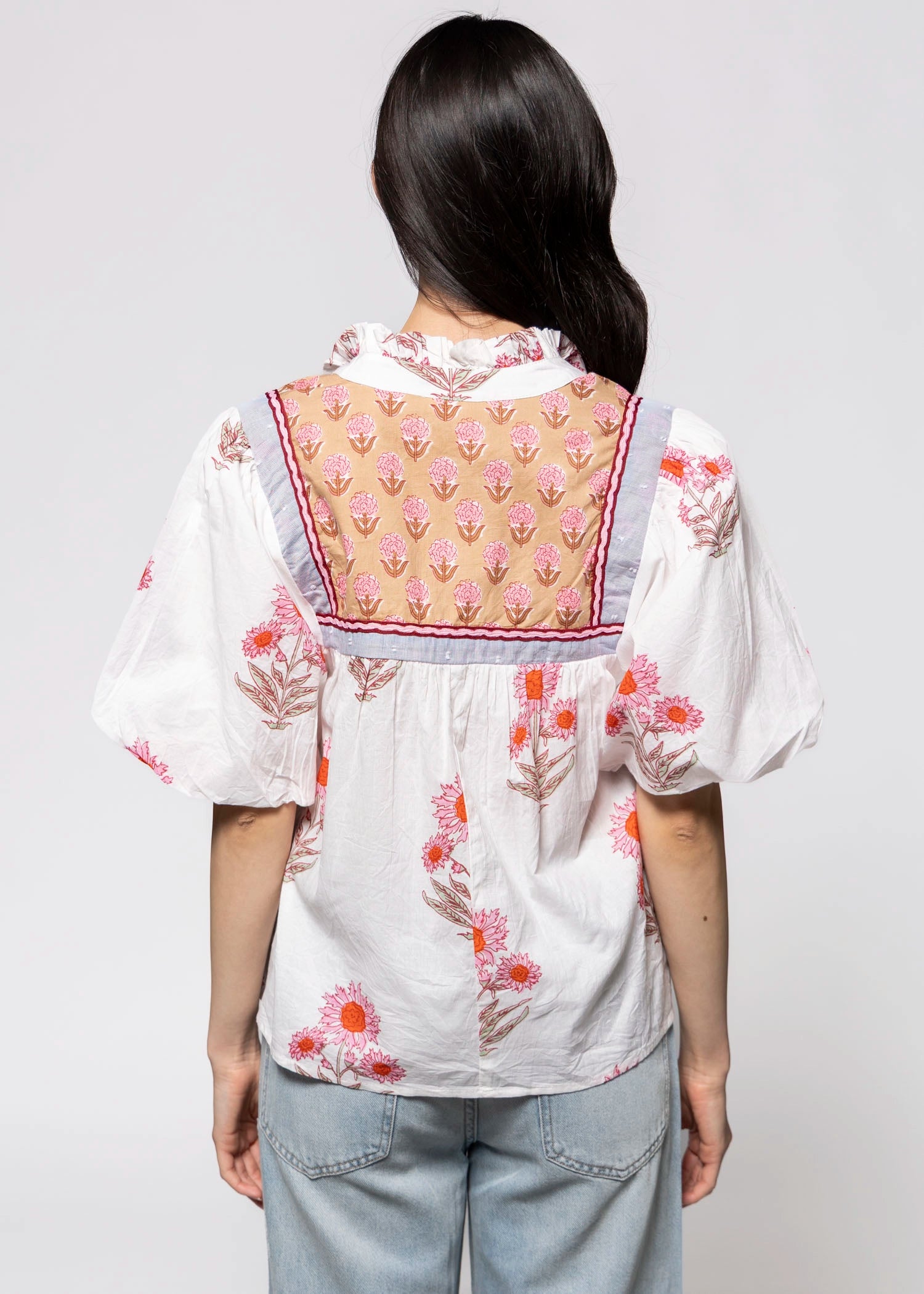 swatch_Floral Multi thml puff sleeve tassel top