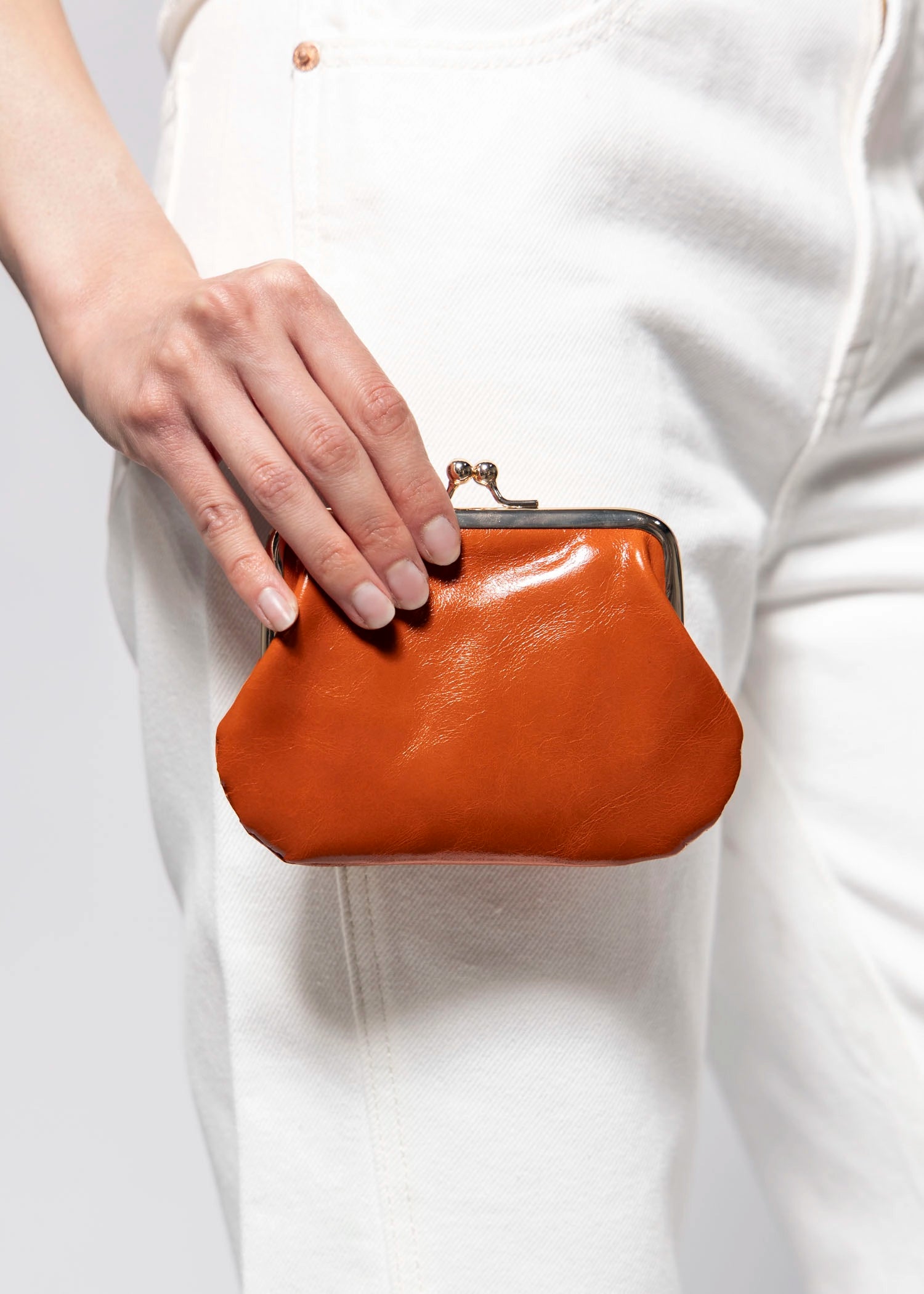 swatch_Orange Leather coin purse