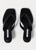 swatch_Black Leather steve madden tracie thong sandal