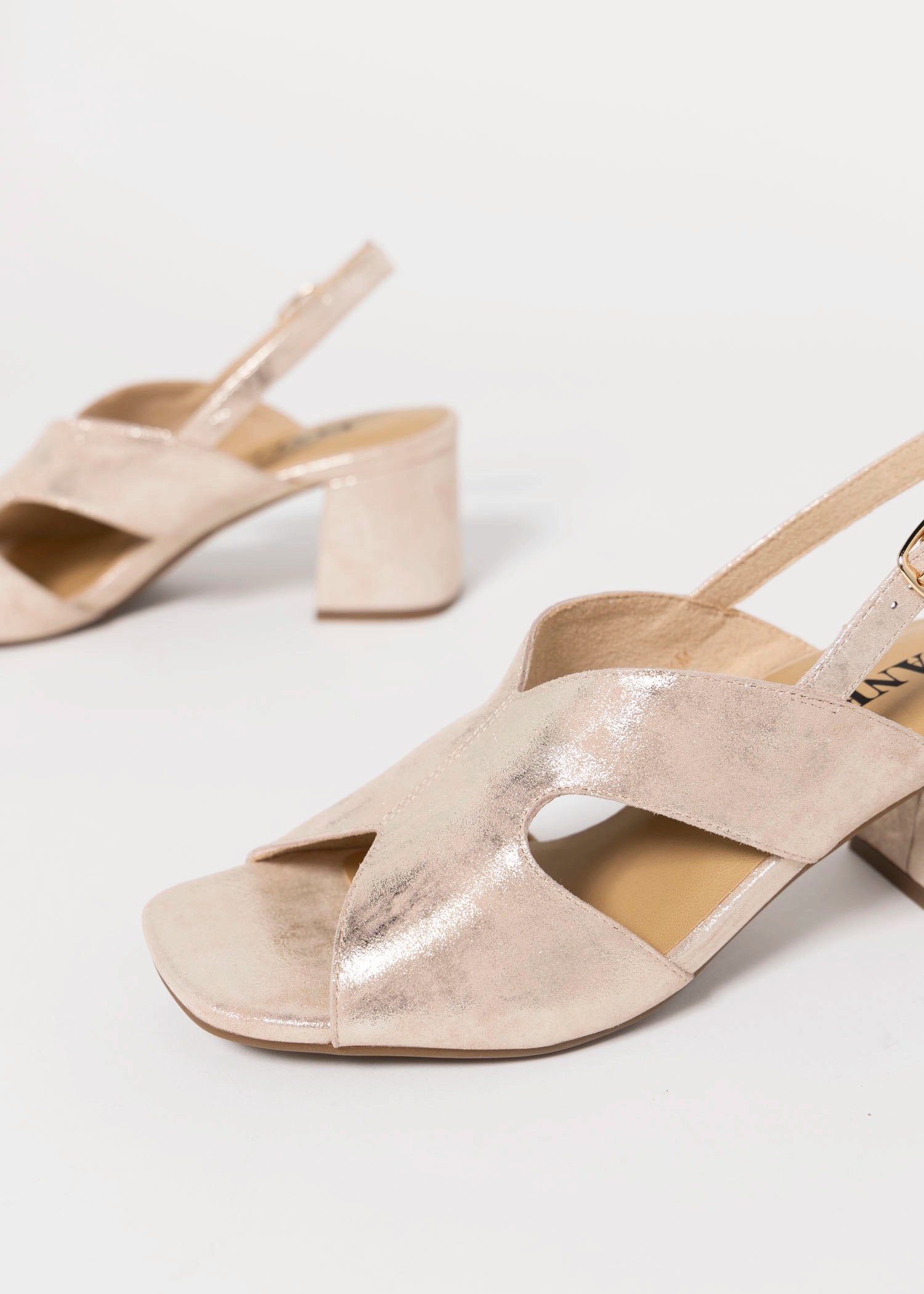 swatch_Champagne vaneli duffy slingback sandal
