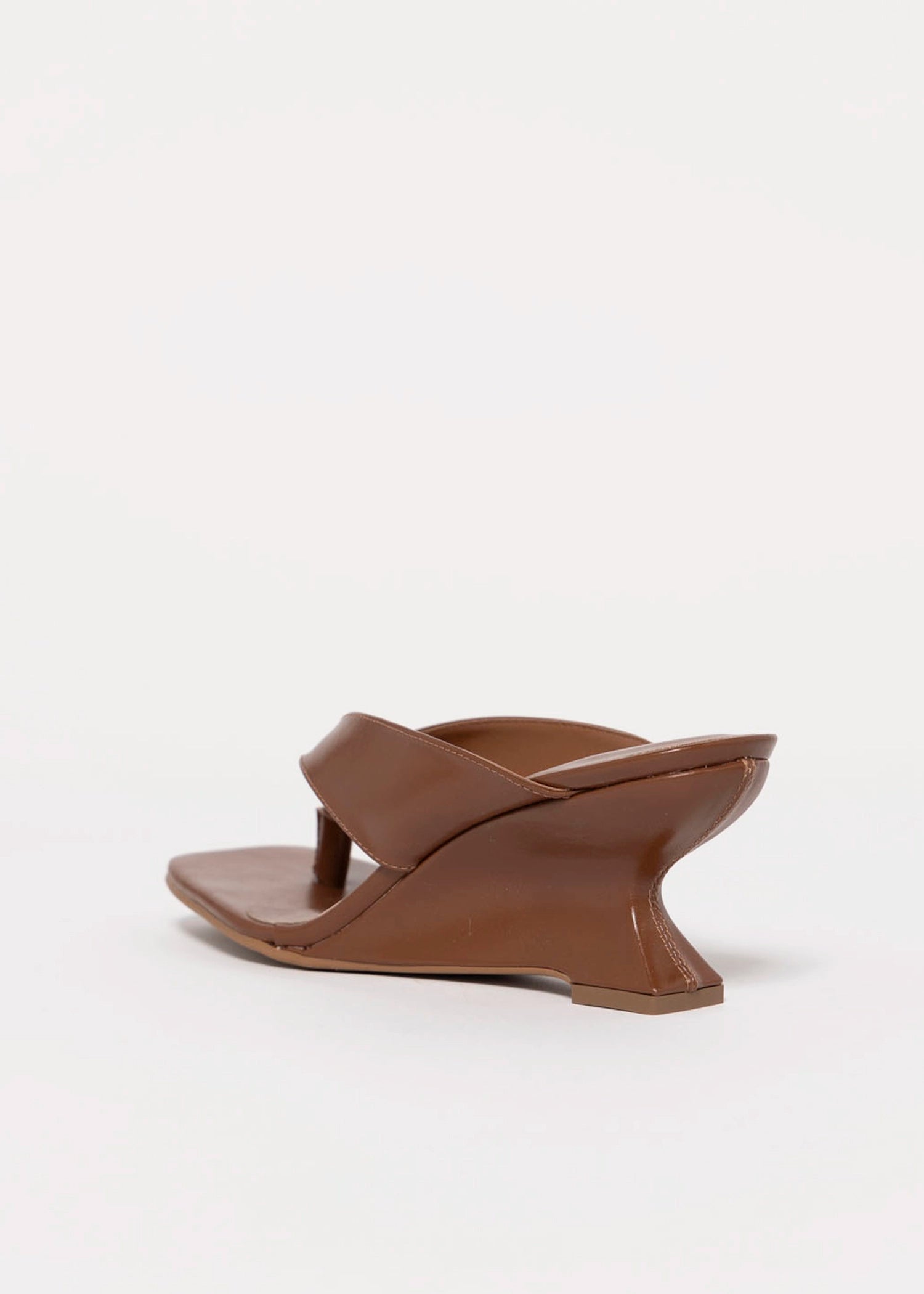swatch_Chocolate martine wedge thong sandal