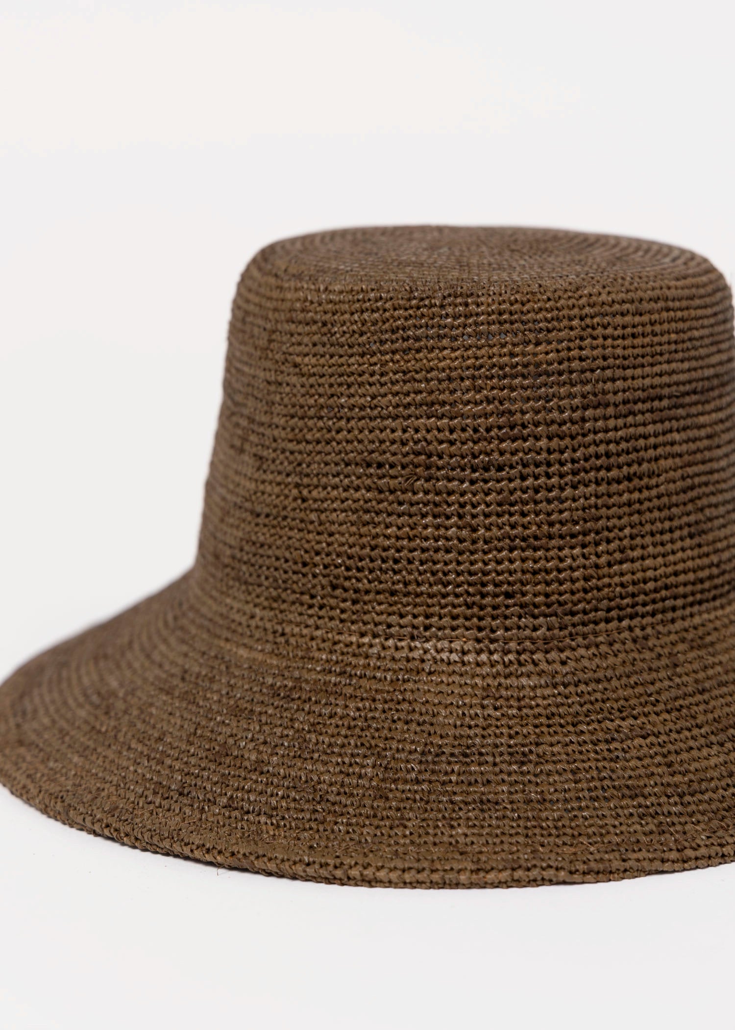 swatch_Brown wyeth cassis raffia bucket hat