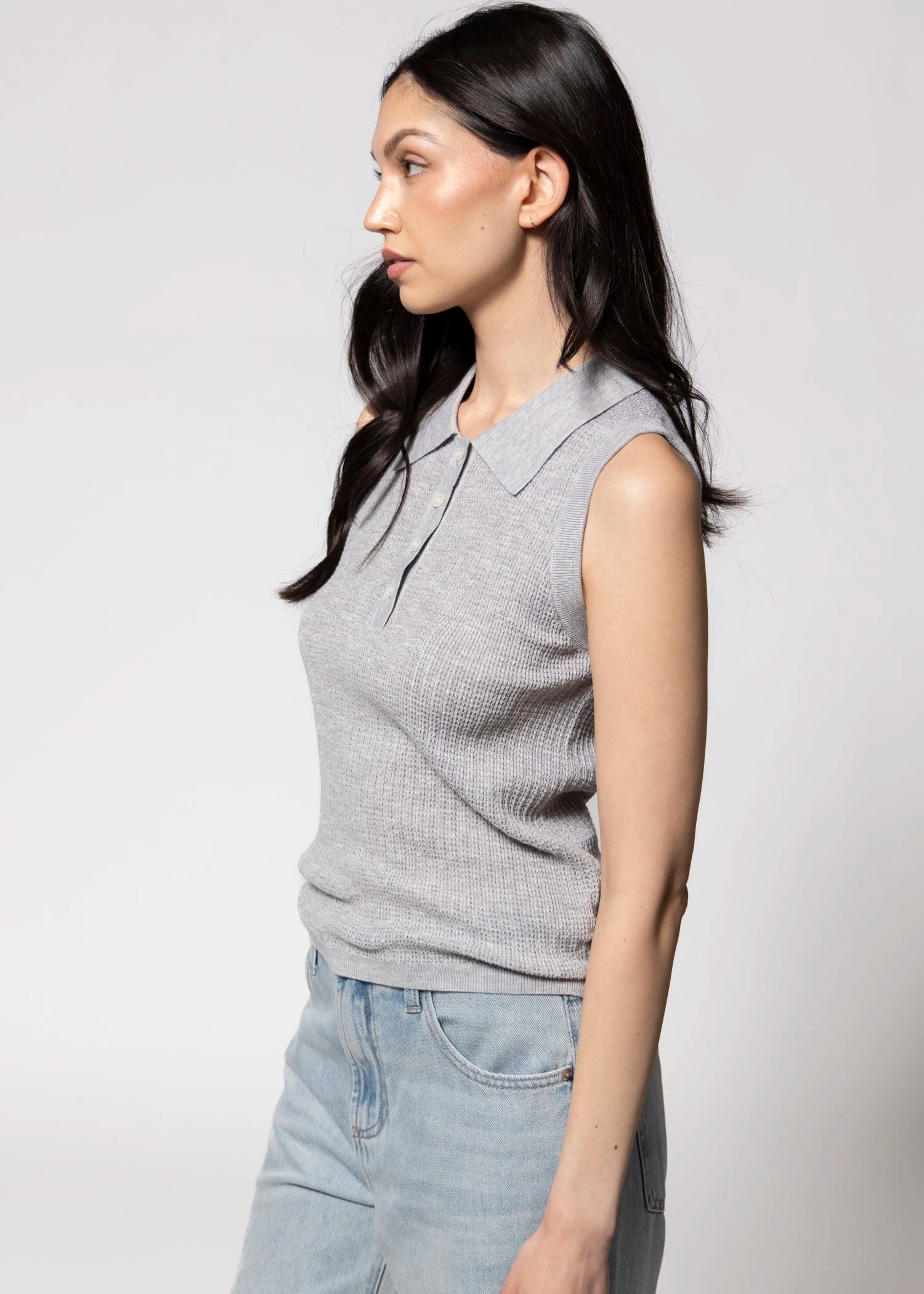 swatch_Heather Grey perfect white tee fran sleeveless polo