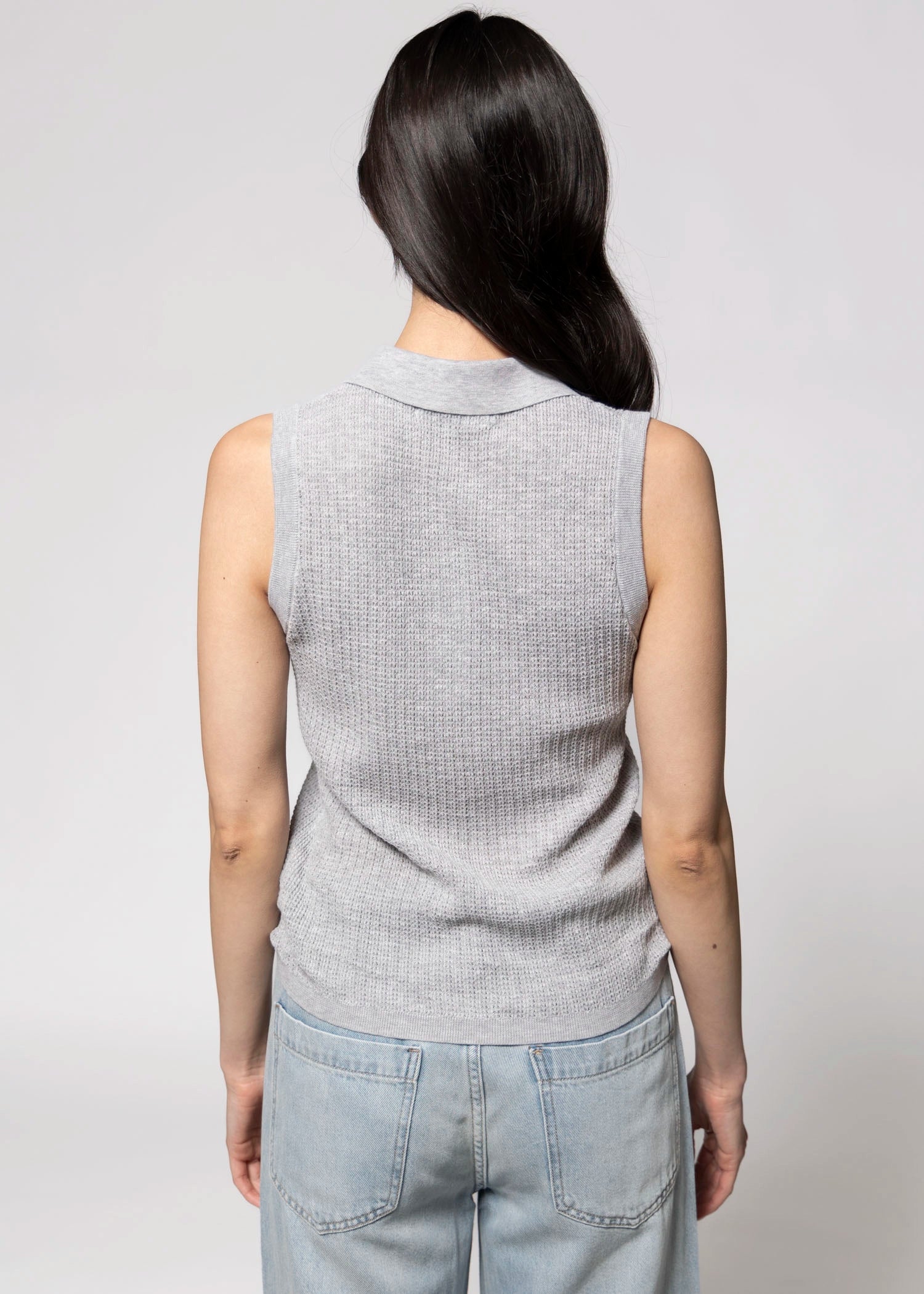 swatch_Heather Grey perfect white tee fran sleeveless polo