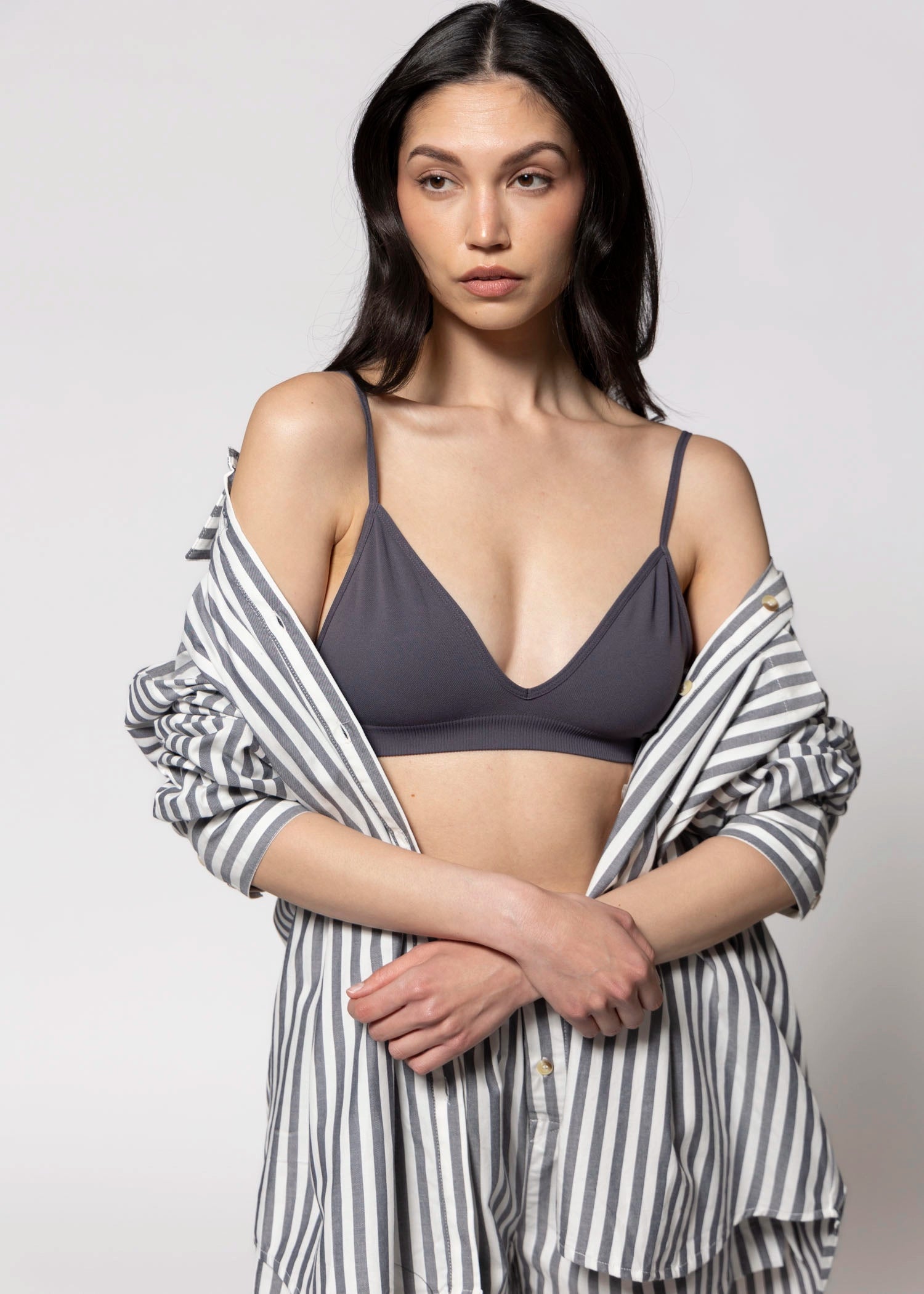 swatch_Grey seamless bralette