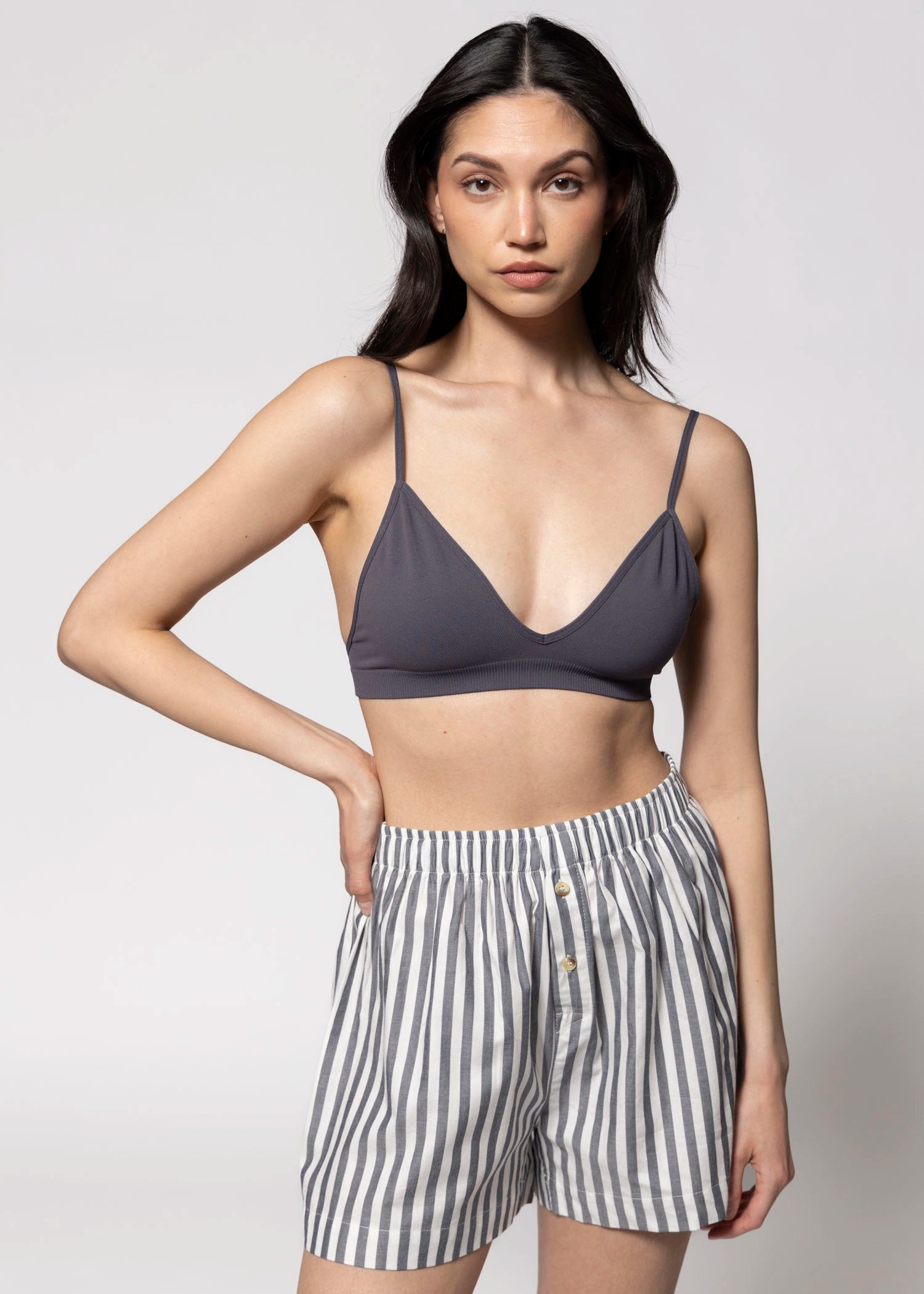 swatch_Grey seamless bralette