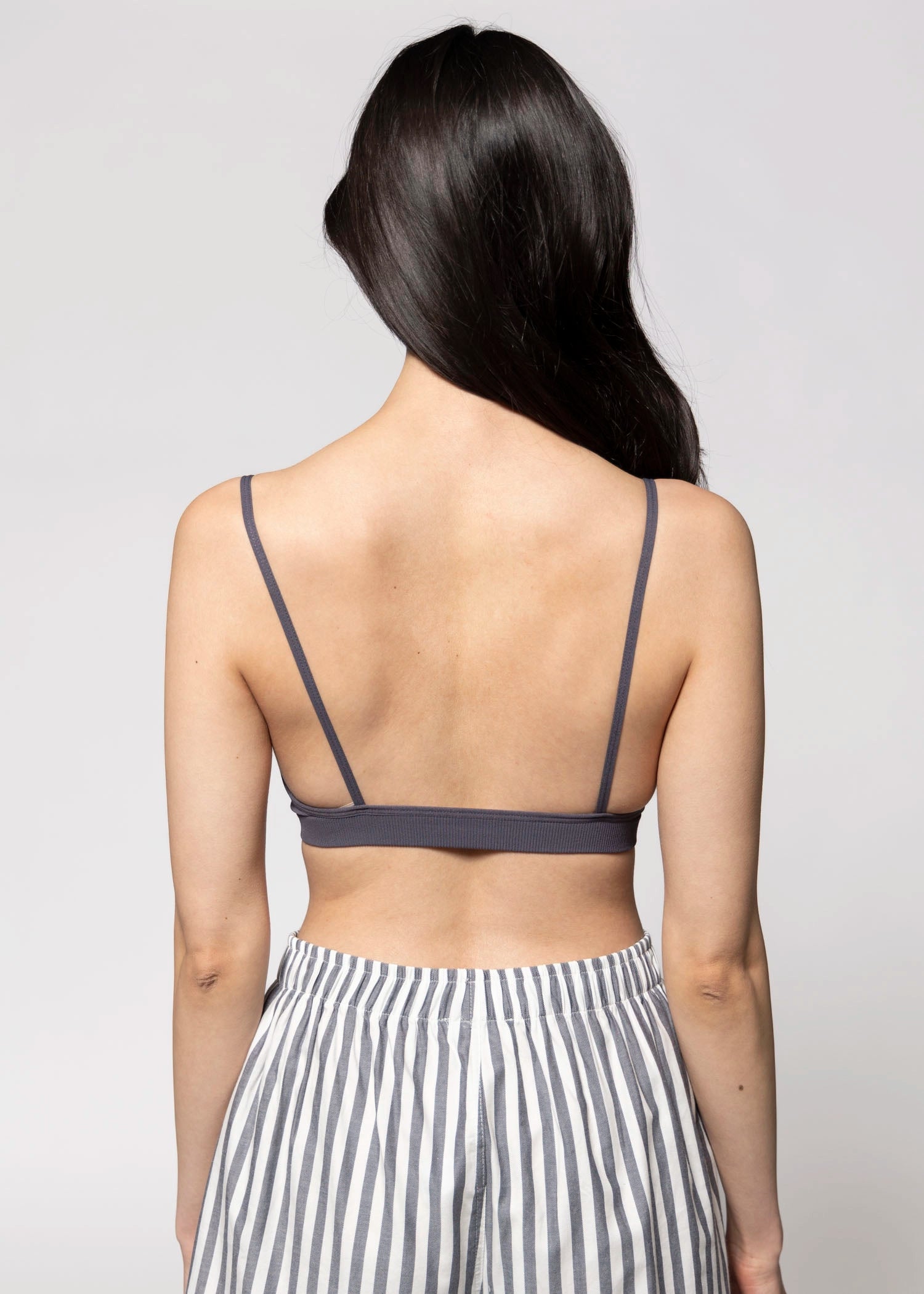 swatch_Grey seamless bralette