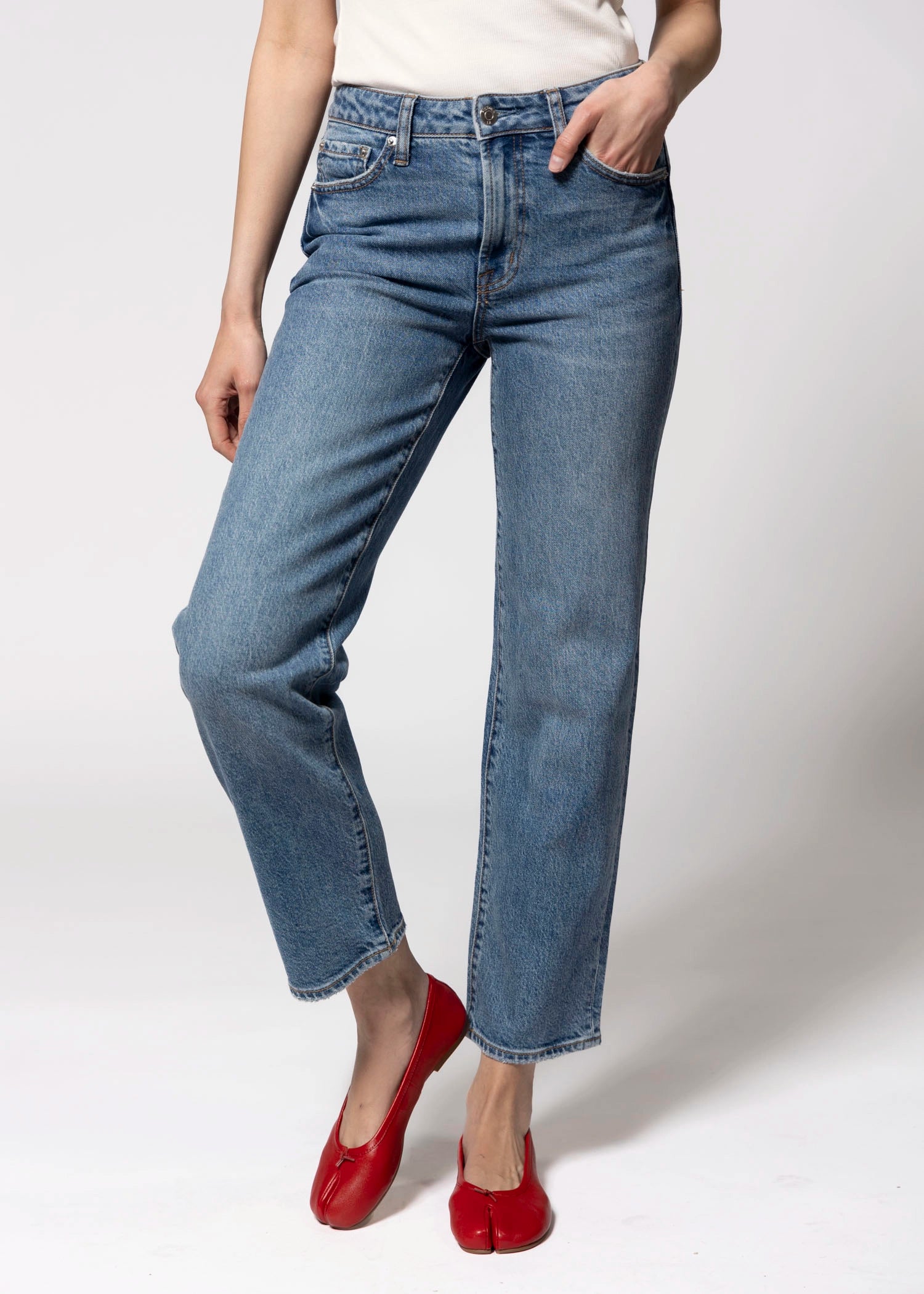 swatch_Denim pistola aleks straight leg jean
