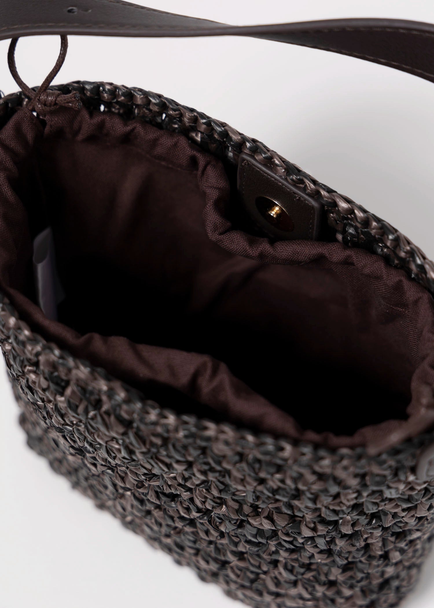 swatch_Chocolate urban expressions ember raffia shoulder bag