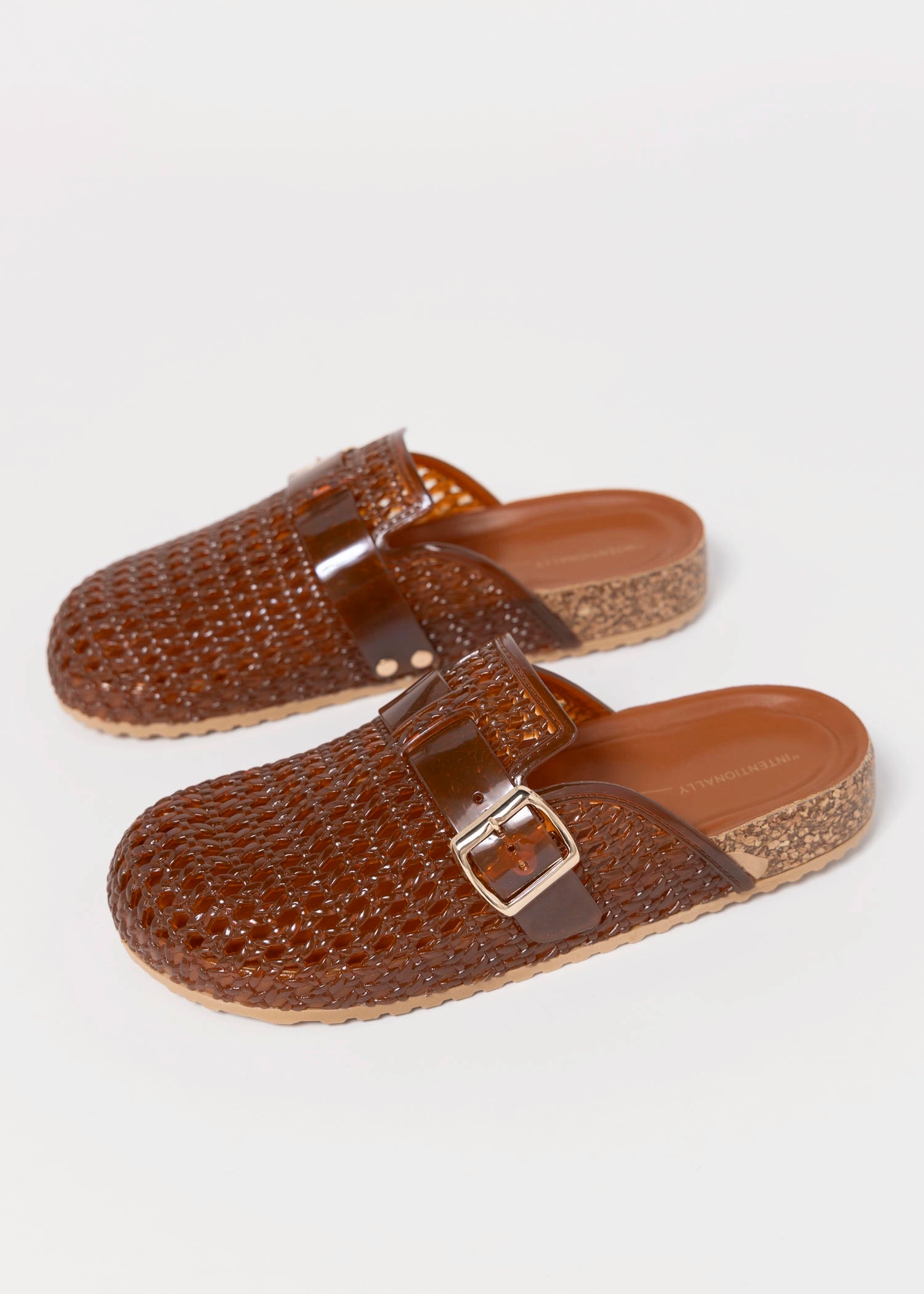 swatch_Mocha intentionally blank seth jelly clog