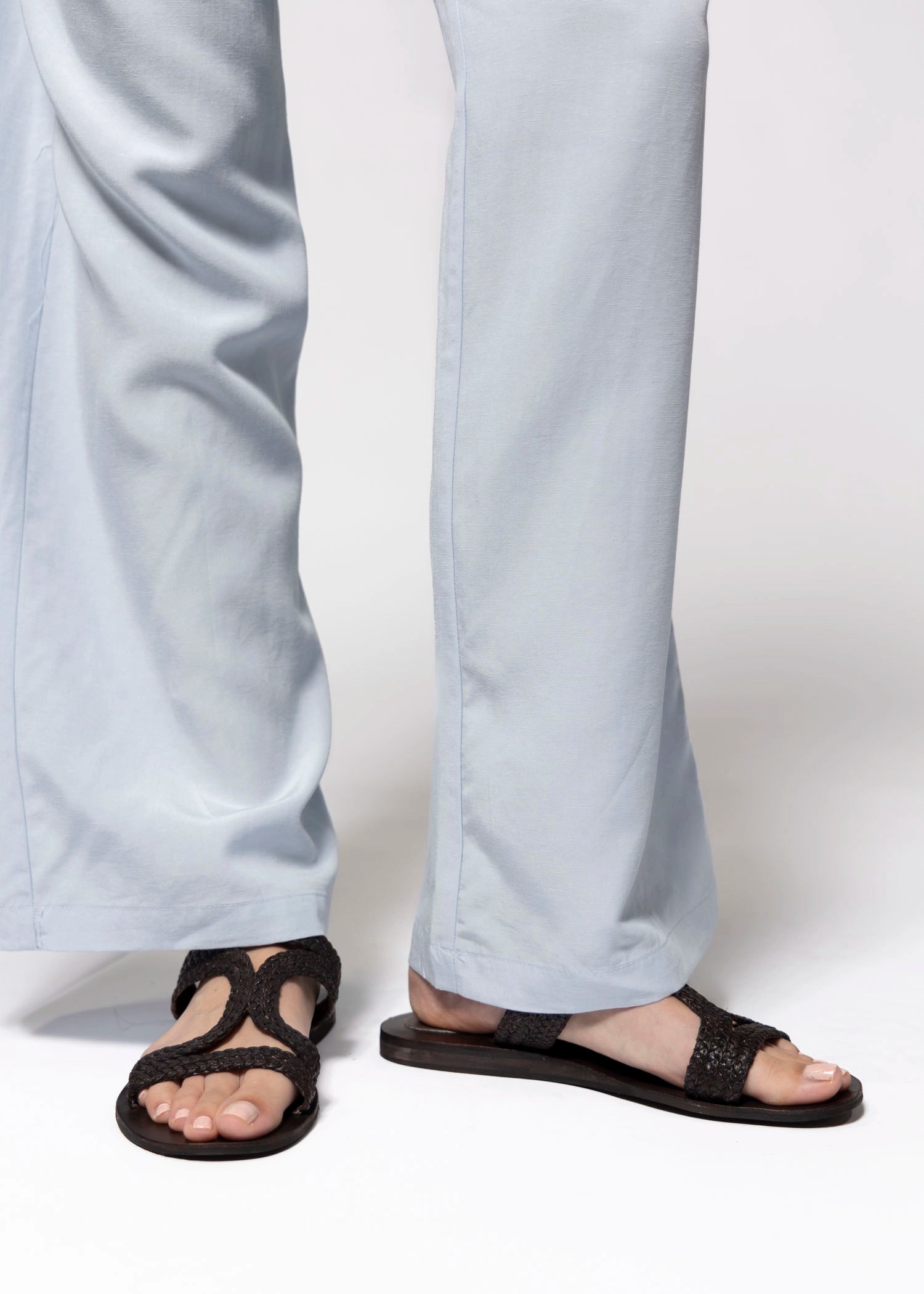 swatch_Brown Leather silent d jackie sandal
