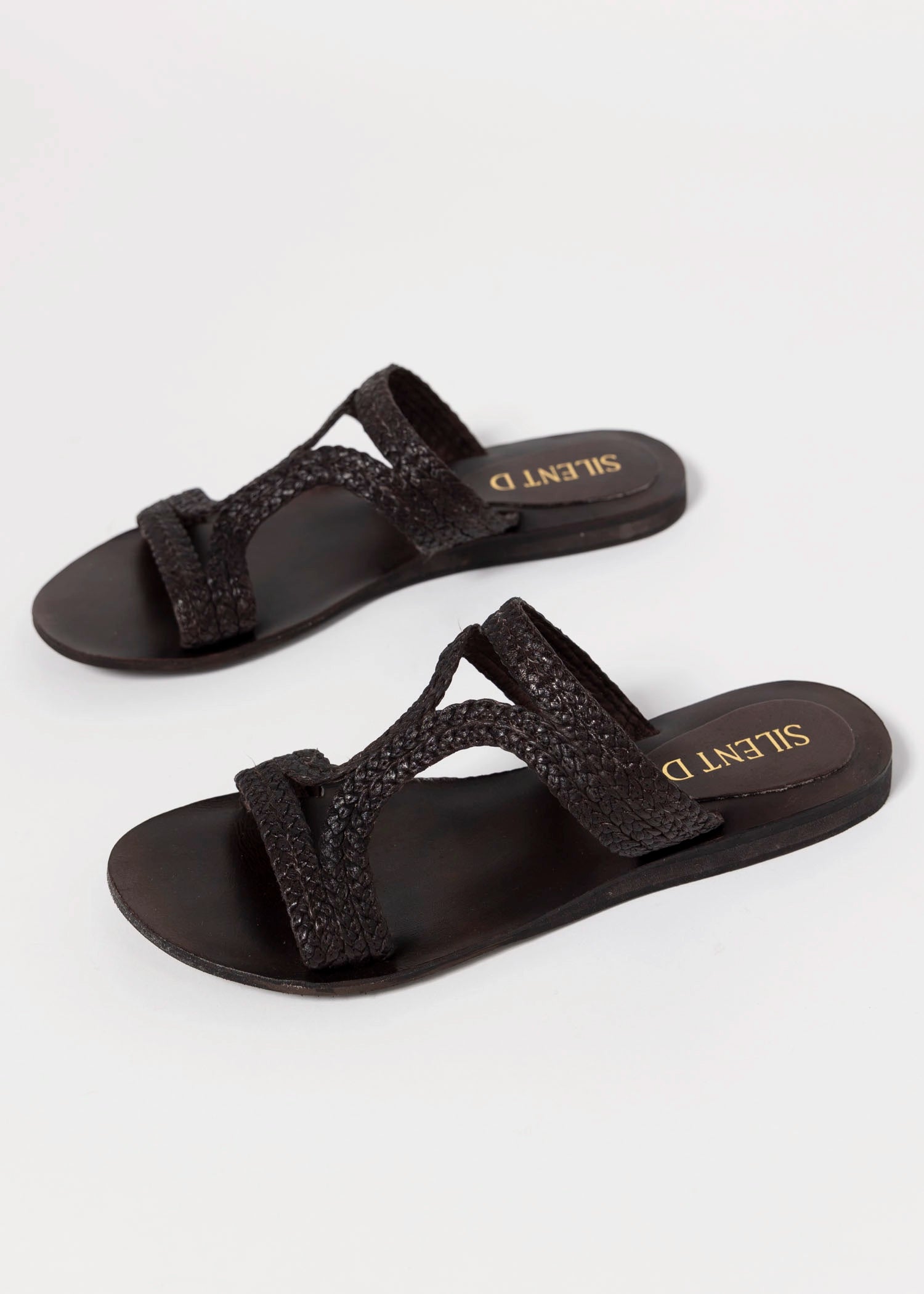 swatch_Brown Leather silent d jackie sandal