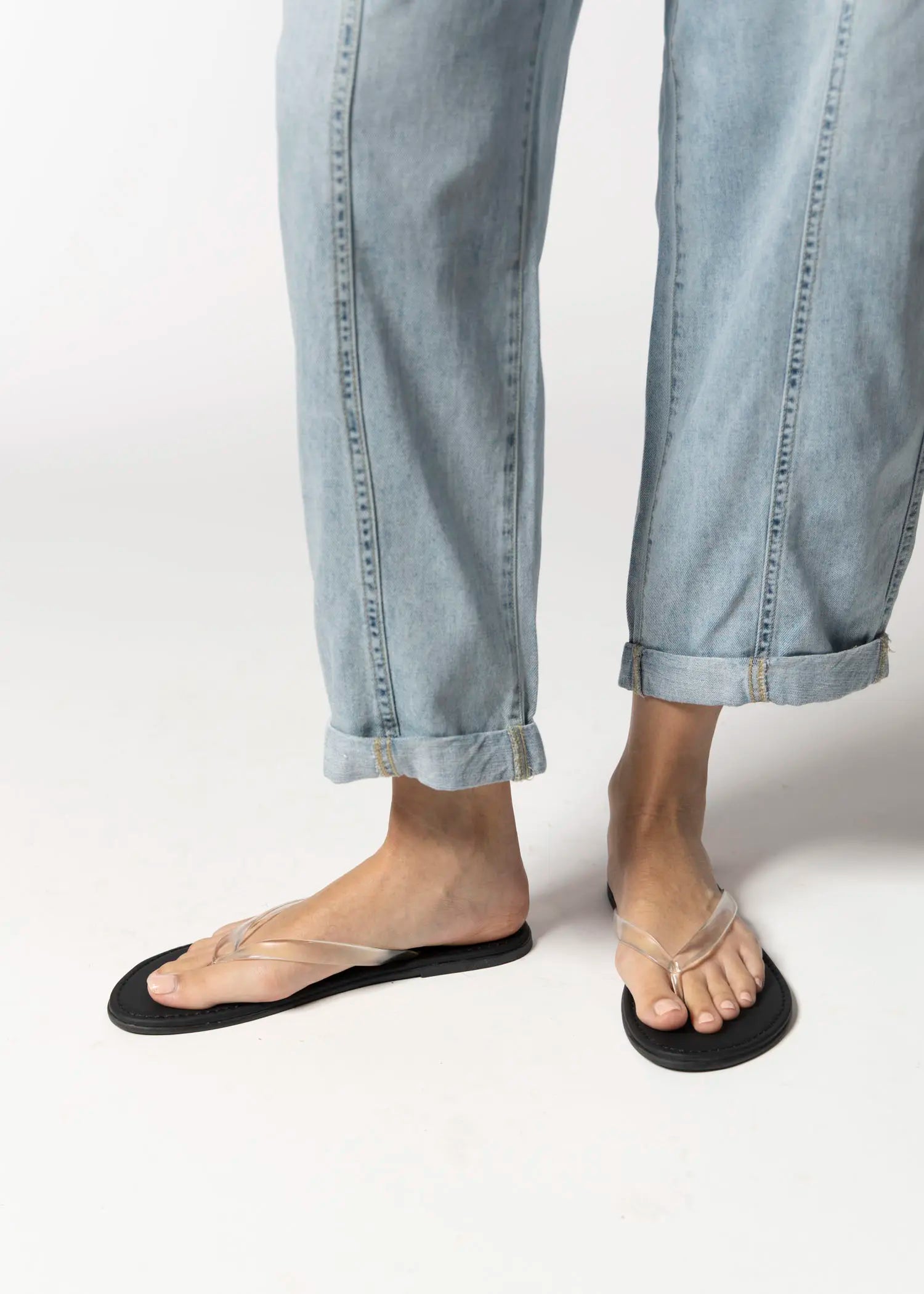 swatch_clear beached jelly thong sandal flat sandals