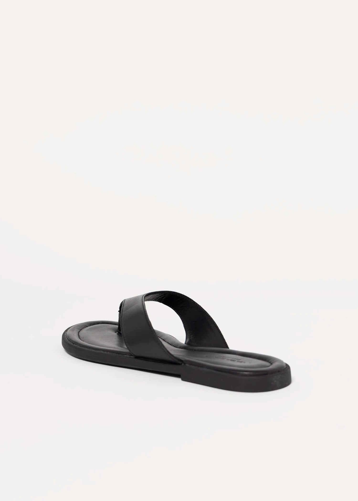 swatch_Black Leather vagabond zaida thong sandal