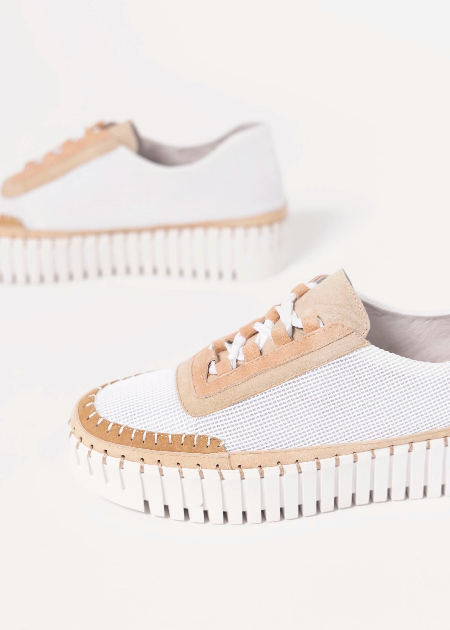 swatch_White/Latte silent d baine sneaker