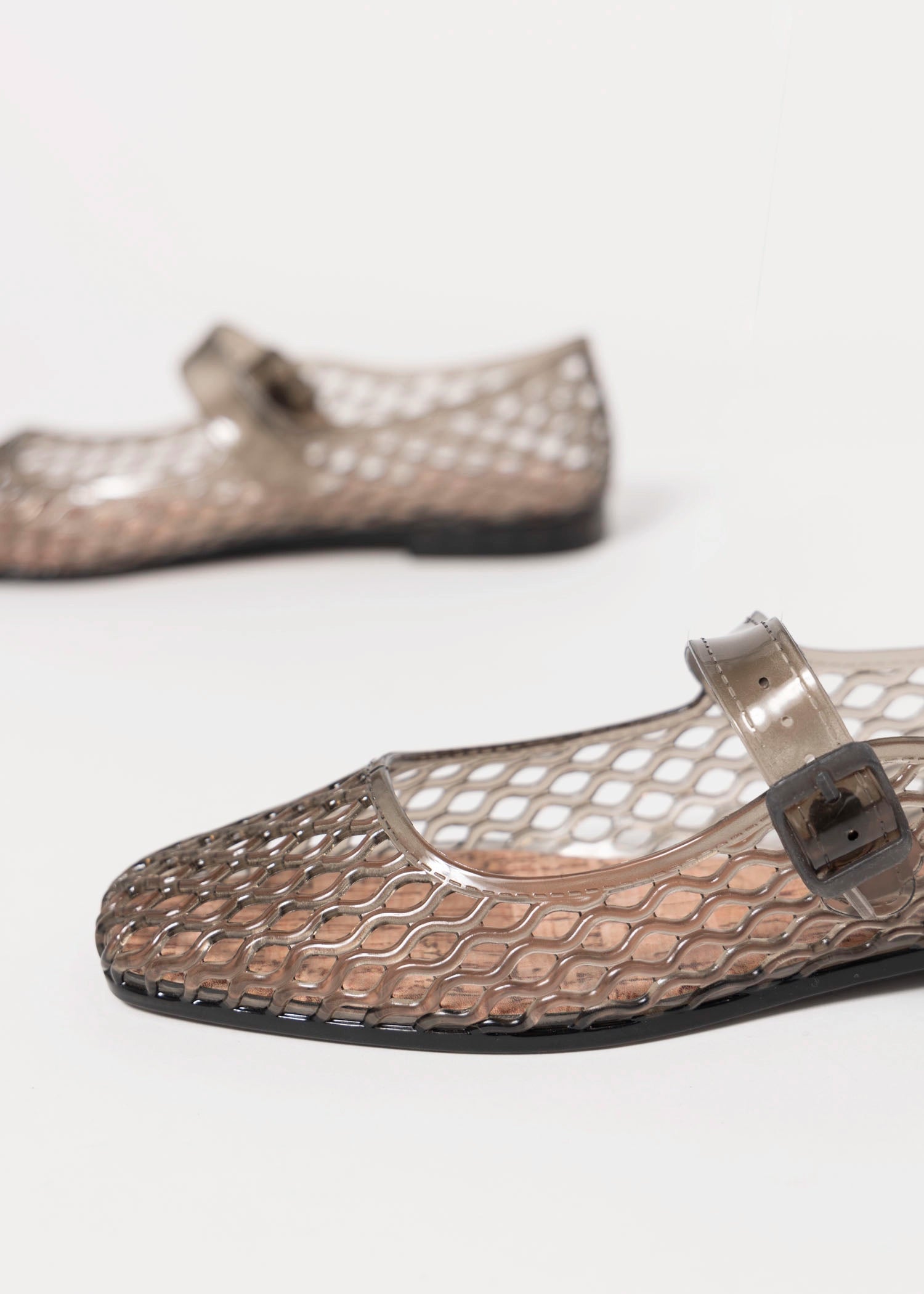 swatch_Smoke coconuts vicky jelly mary jane