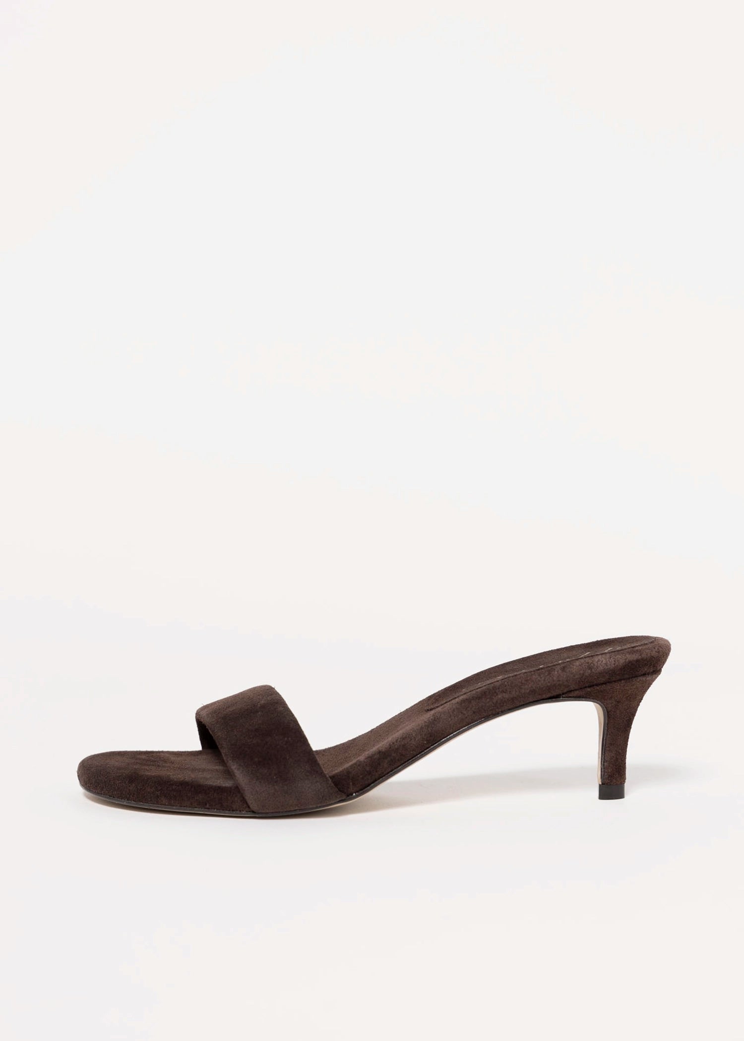 swatch_Chocolate Suede matisse poppy kitten heel sandal