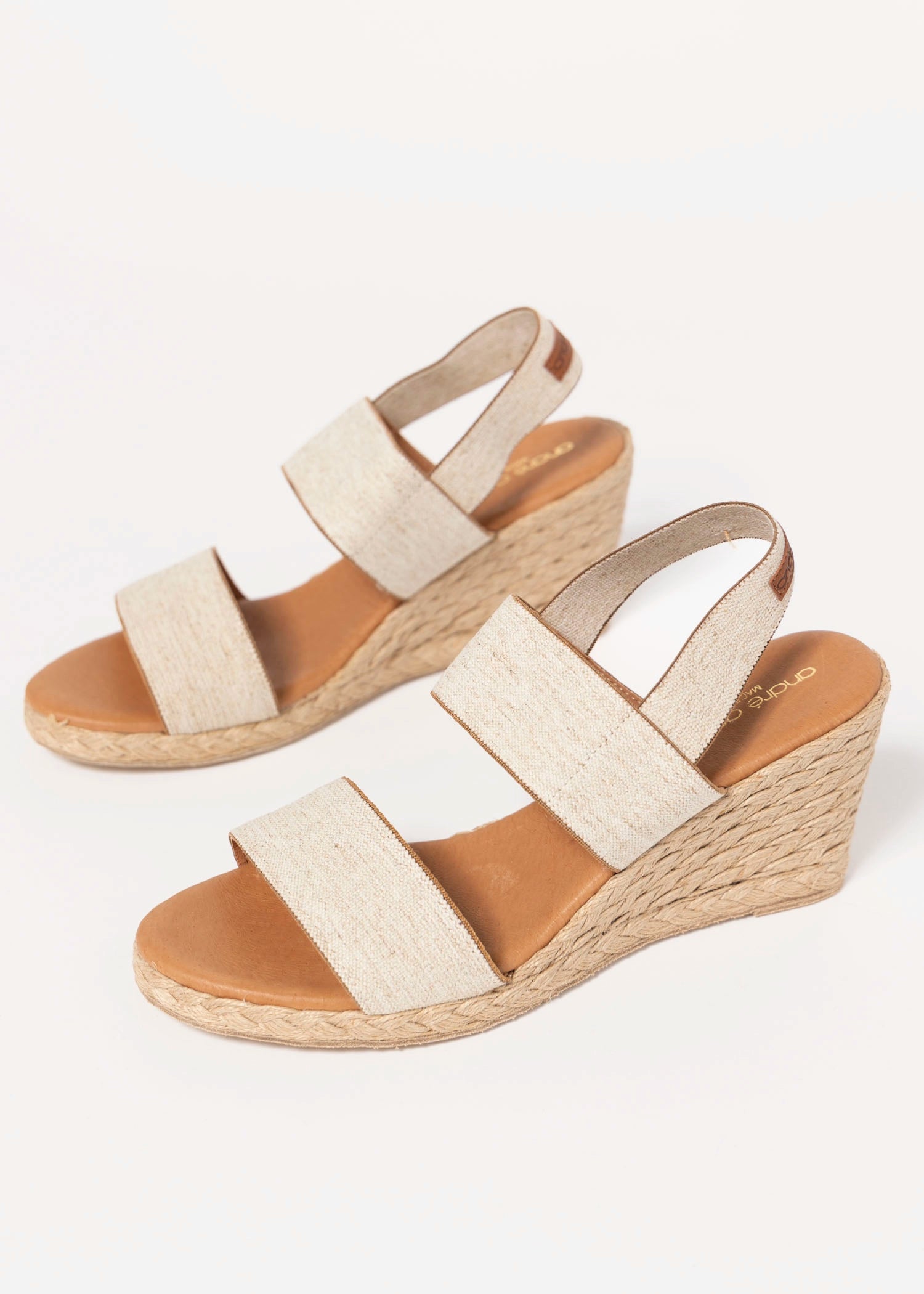 swatch_Beige Linen andre assous allison espadrille wedge