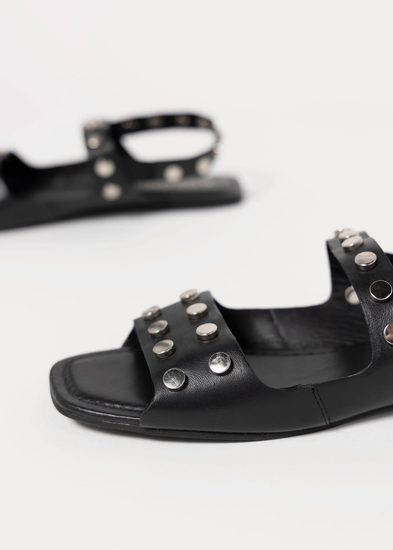 swatch_Black Leather coconuts kira studded sandal