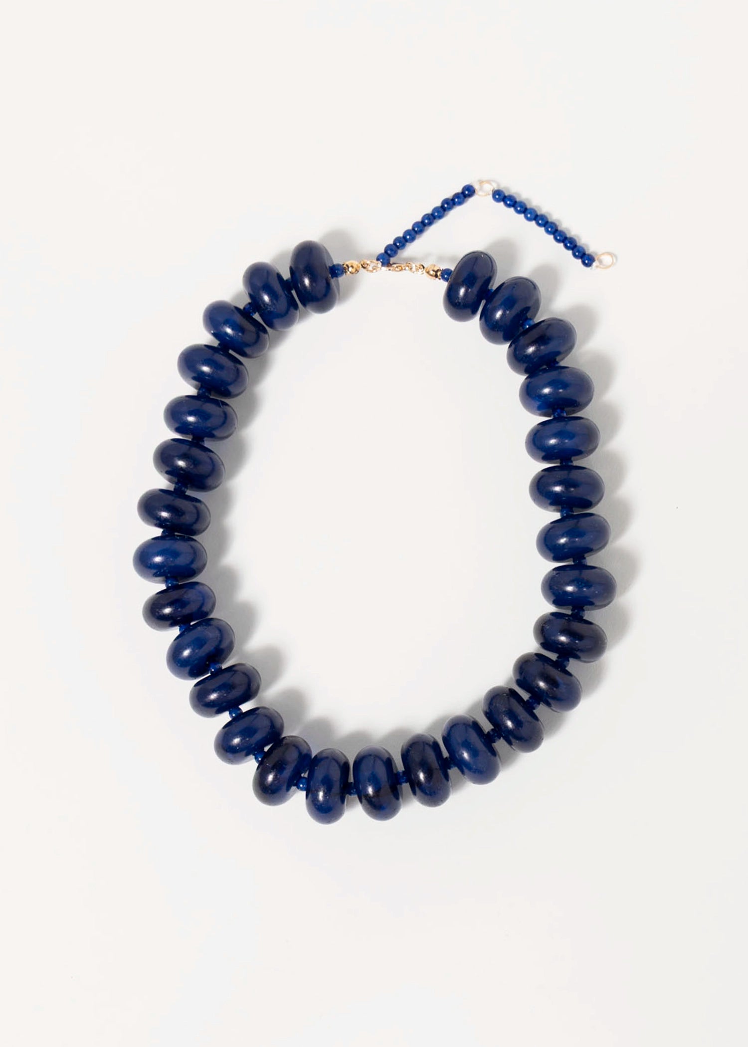 swatch_Navy bailey chunky beaded necklace