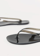 swatch_Black kate jelly flip flop thong sandal